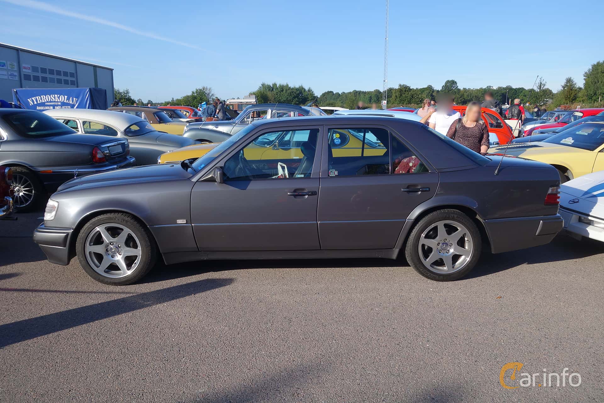 Mercedes-Benz E 250 D  Automatic, 113hp, 1996