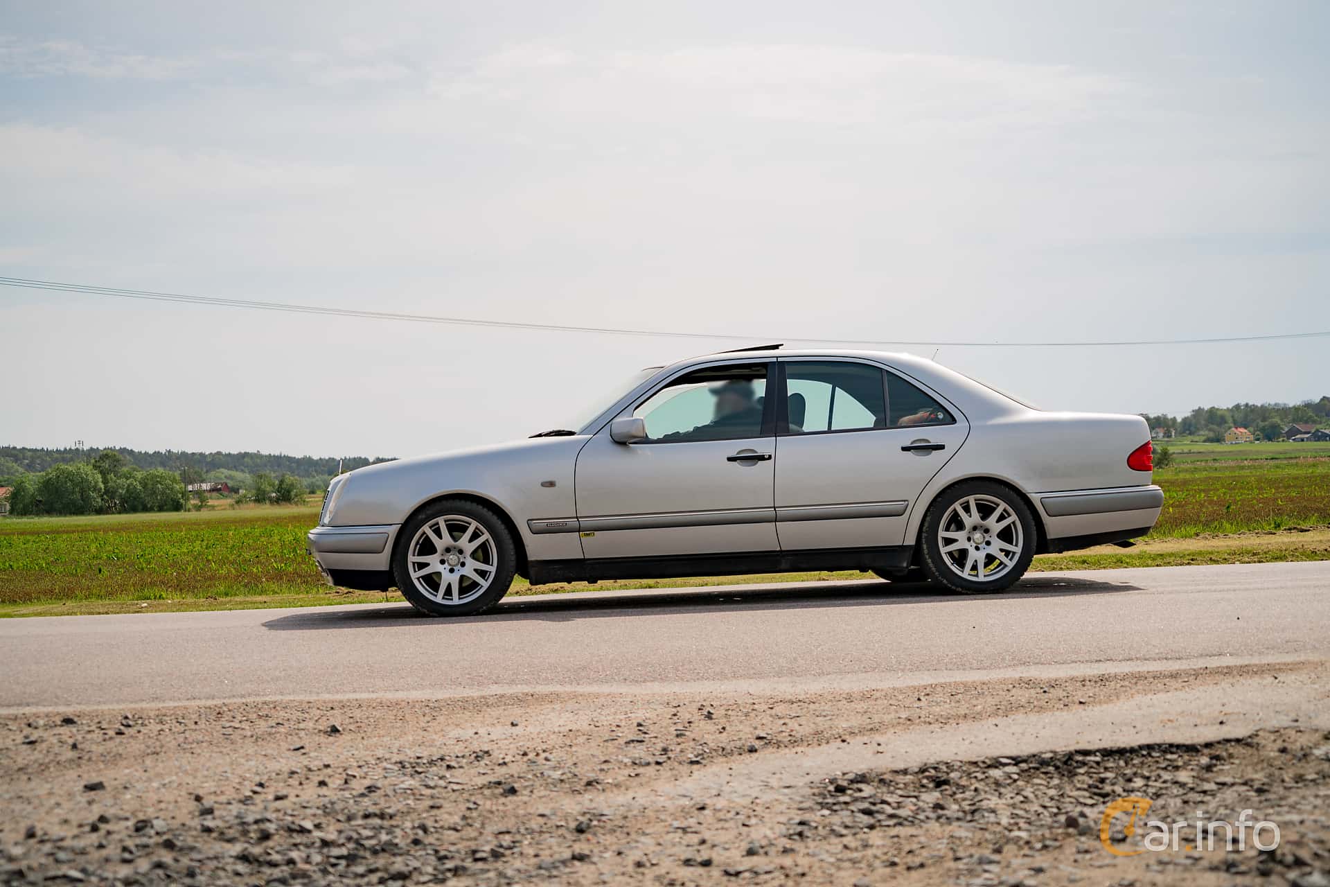 Mercedes-Benz E 280  Automatic, 204hp, 1999