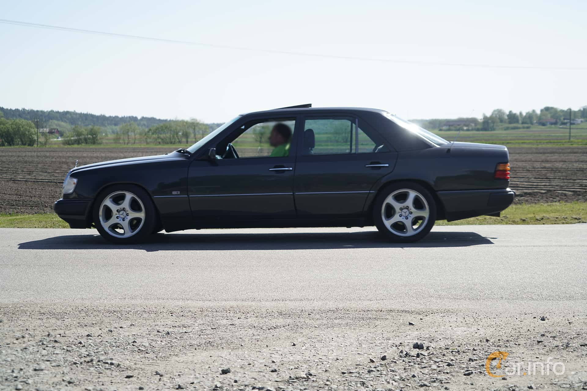 Mercedes-Benz 280 E  Manual, 197hp, 1993