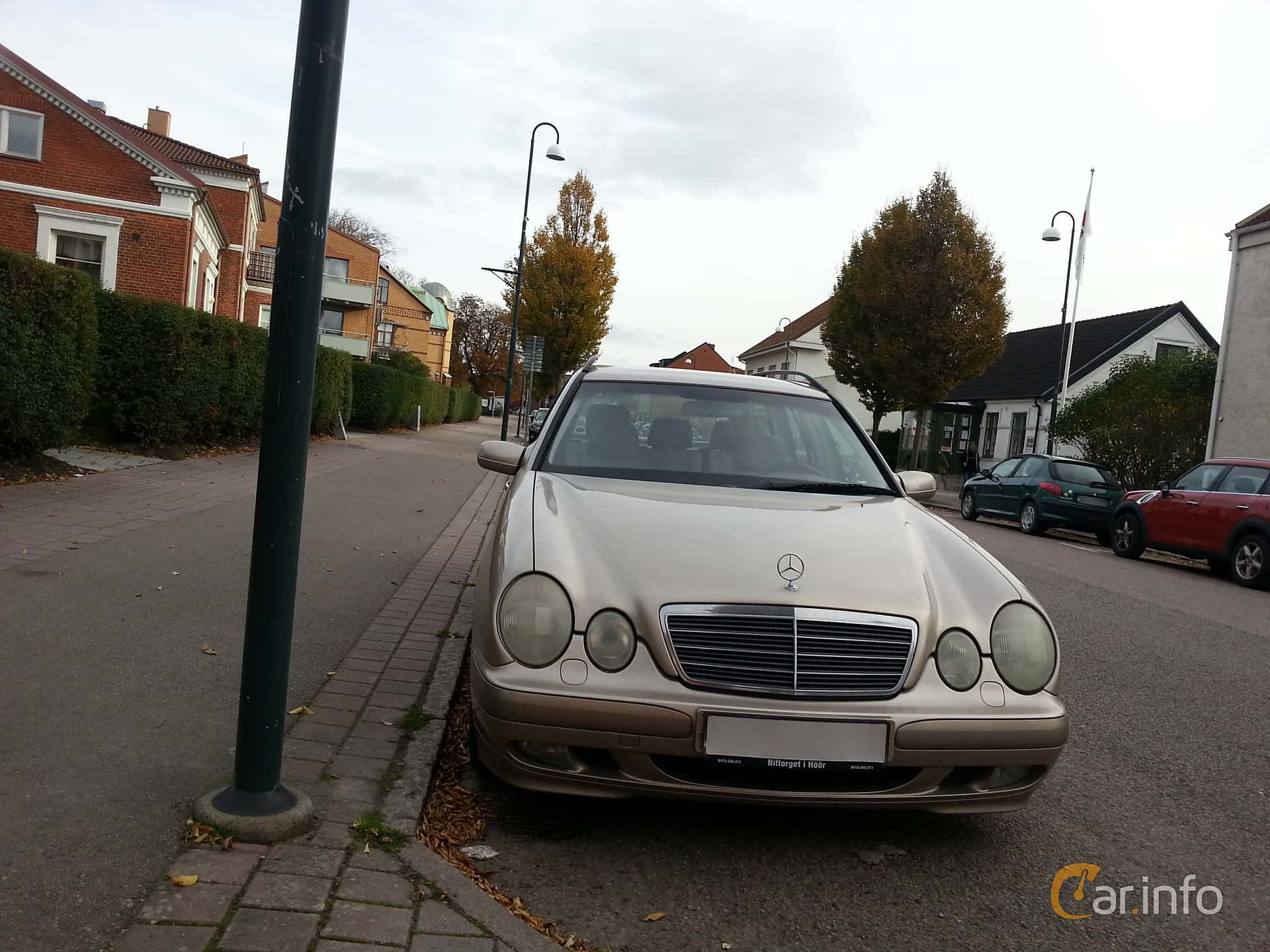 Mercedes-Benz E 240 T  Automatic, 170hp, 2001