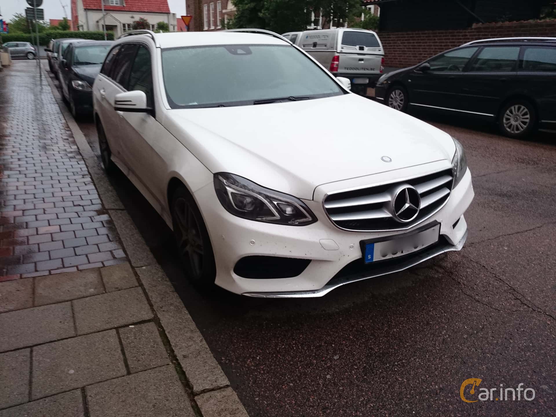 Mercedes-Benz E 220 T CDI  Manual, 170hp, 2014