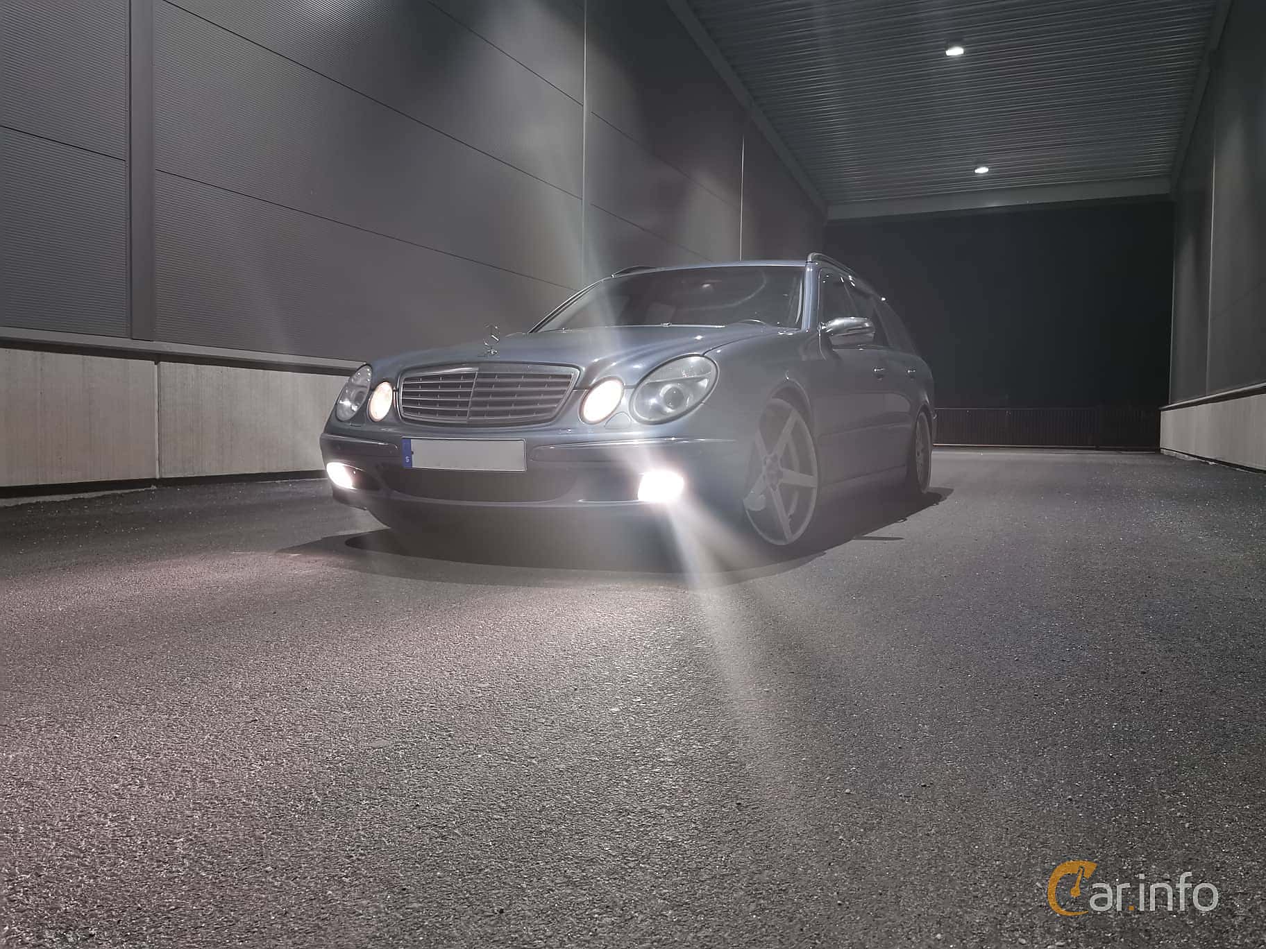 Mercedes-Benz E 220 T CDI  5G-Tronic, 150hp, 2004