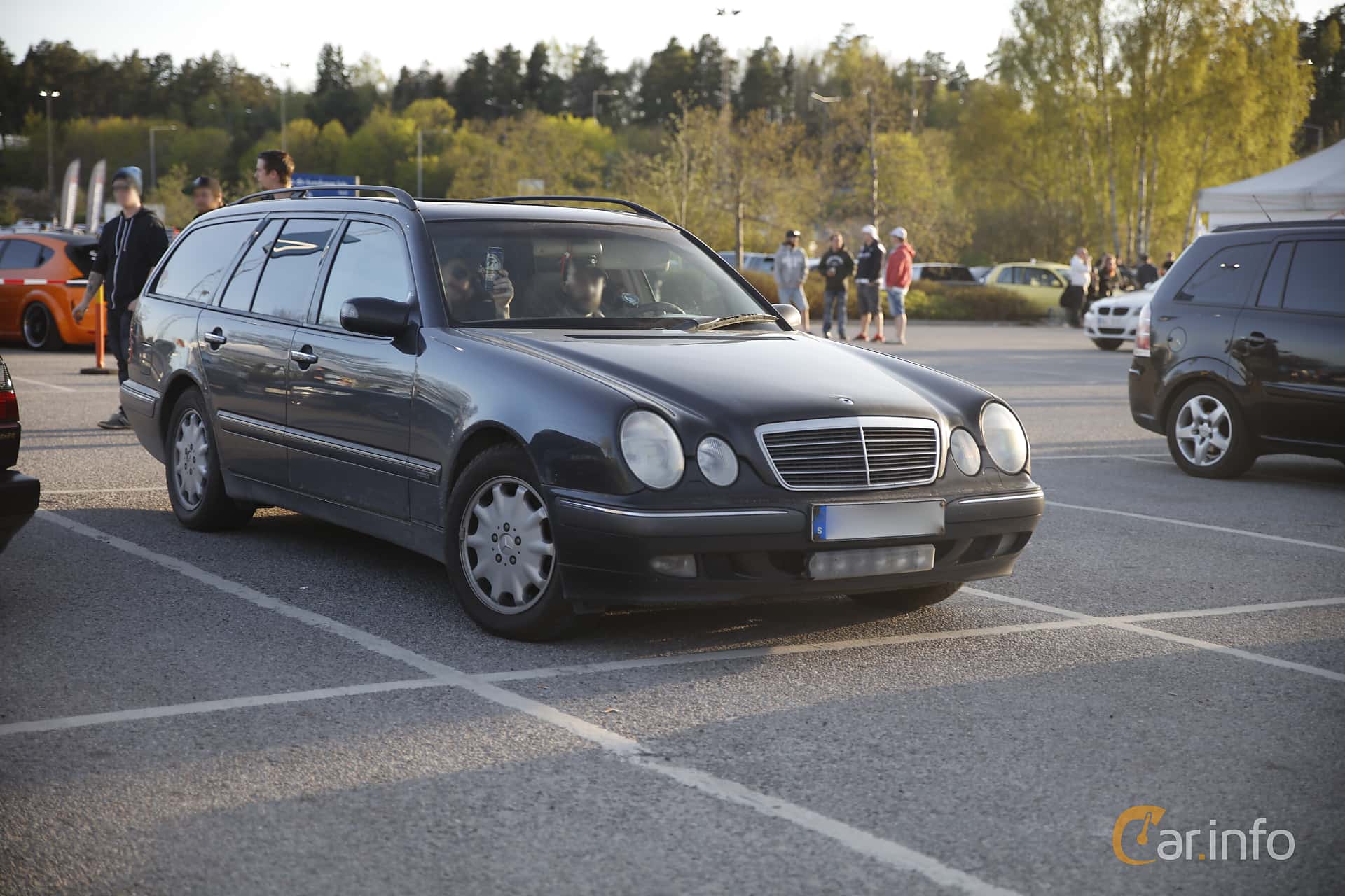 Mercedes-Benz E 270 T CDI  Manual, 170hp, 2000