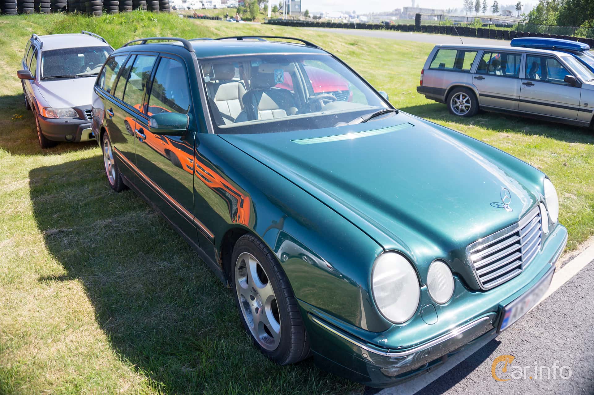 Mercedes-Benz E 220 T CDI  Automatic, 143hp, 2003