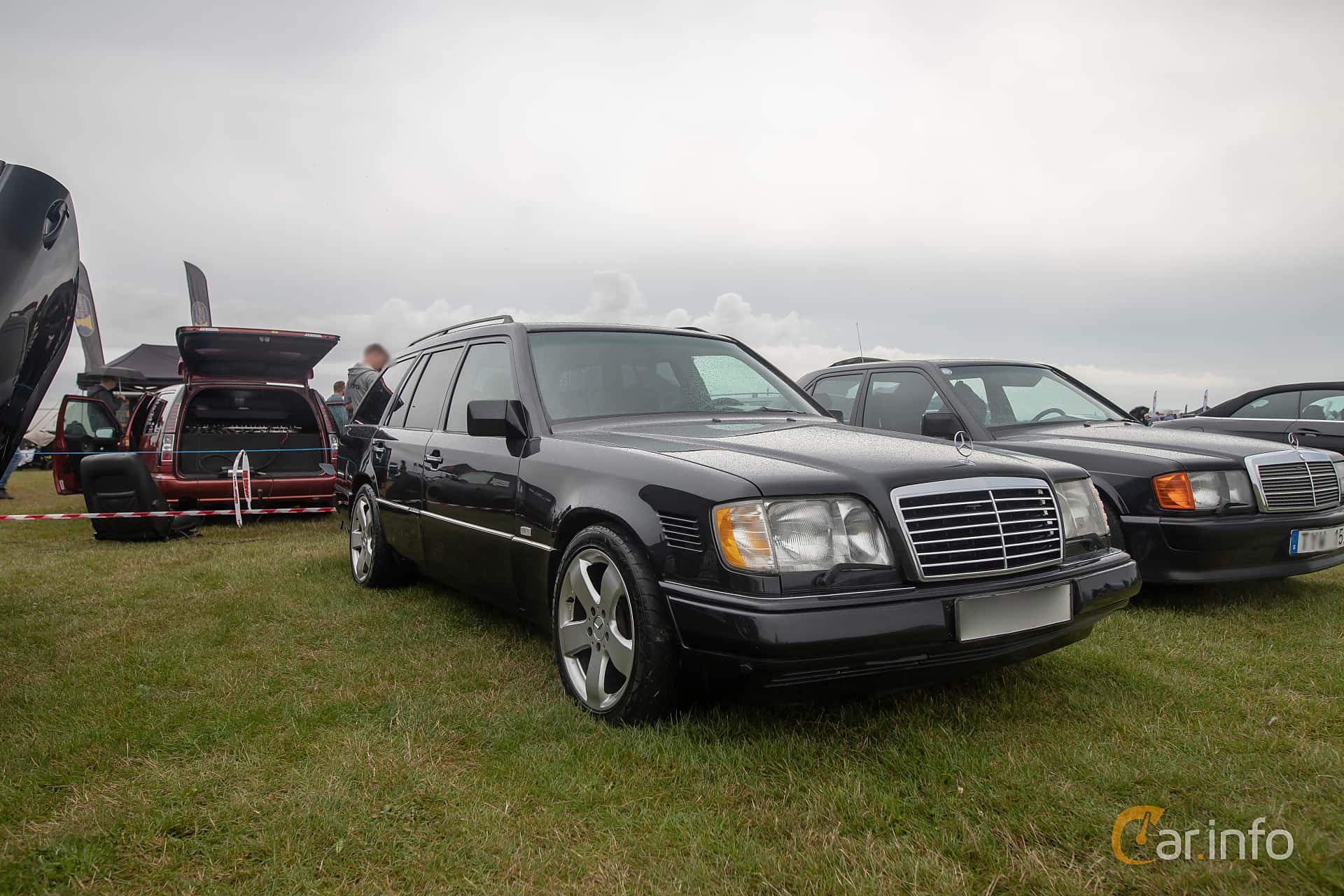 Mercedes-Benz E 300 T TD 4MATIC  Automatic, 147hp, 1996