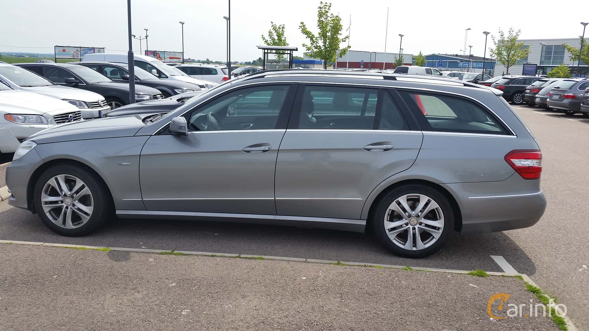 Mercedes-Benz E 200 T CDI BlueEFFICIENCY  7G-Tronic Plus, 136hp, 2013