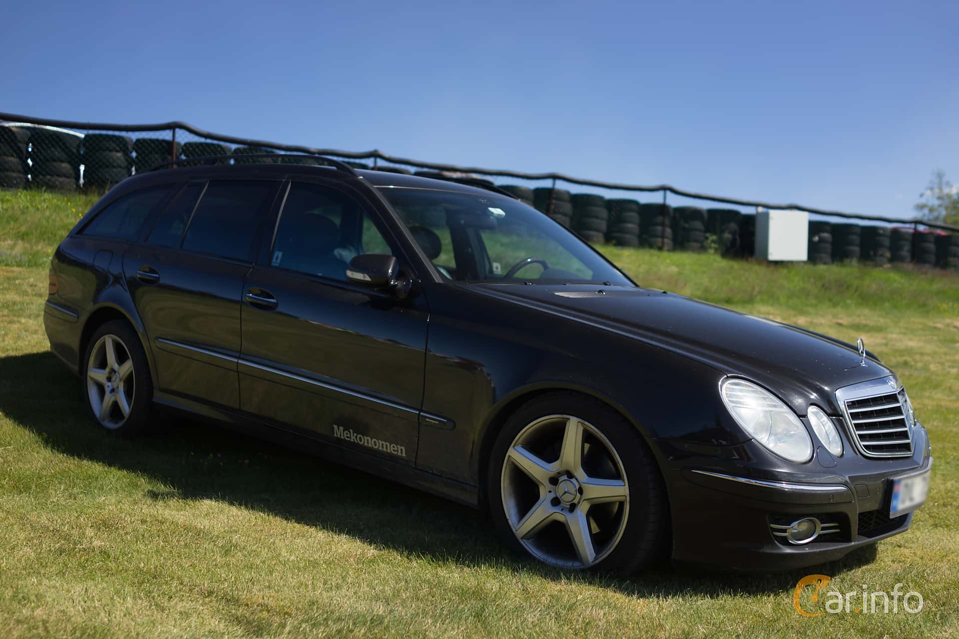 Mercedes-Benz E 230 T  204hp, 2009