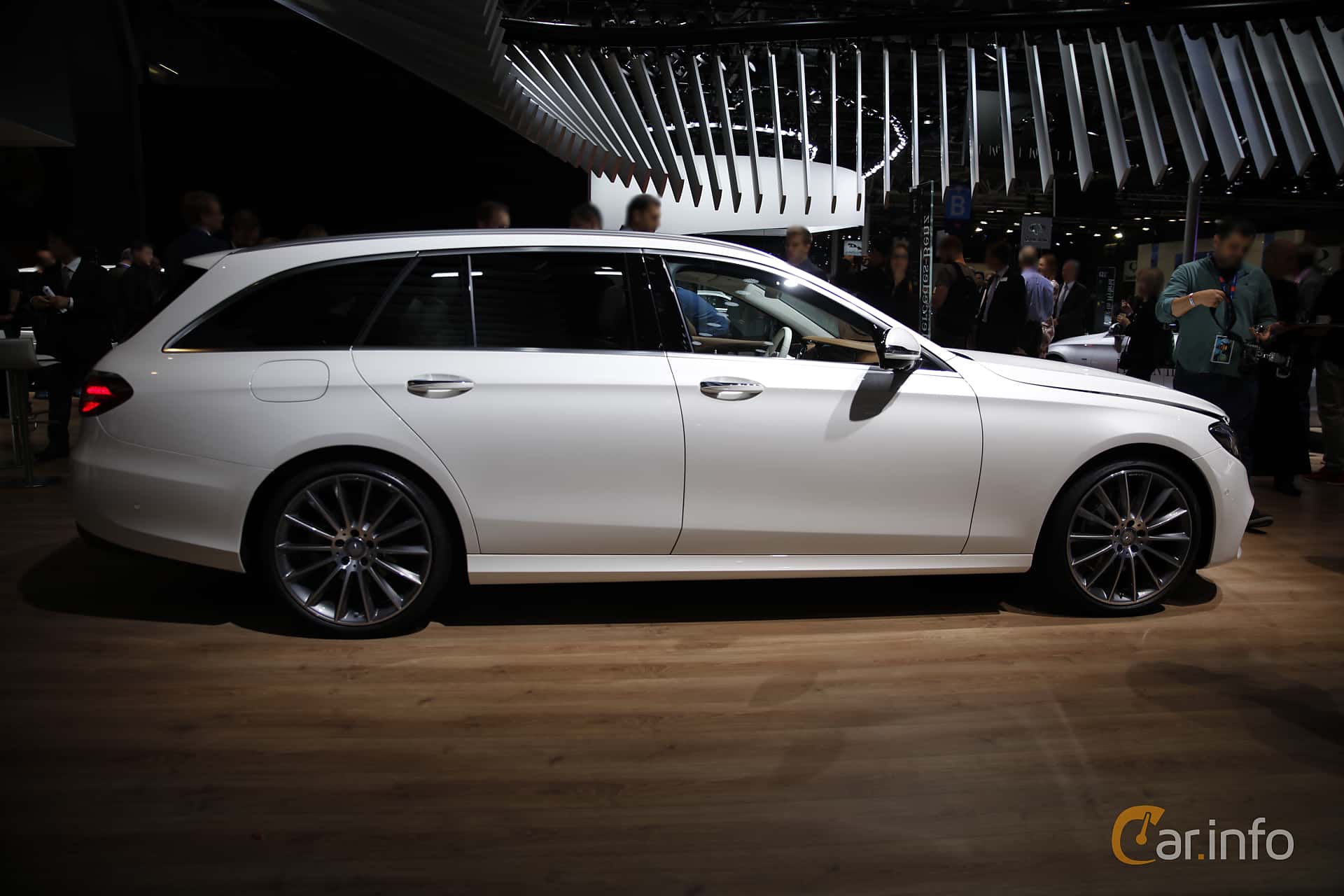 Mercedes-Benz E 220 T d  9G-Tronic, 194hp, 2020