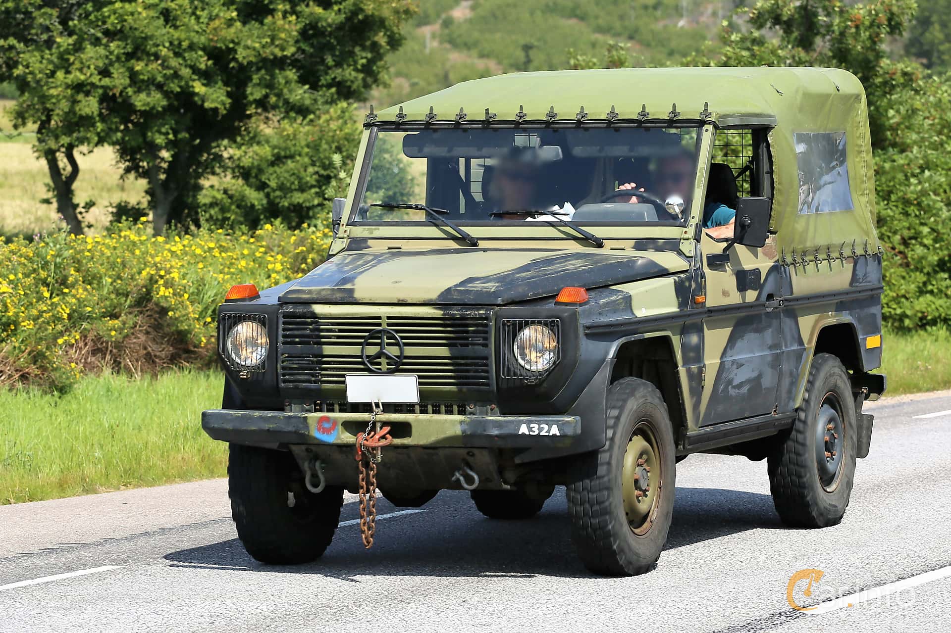 Mercedes-Benz 240 GD 461  72hp, 1988