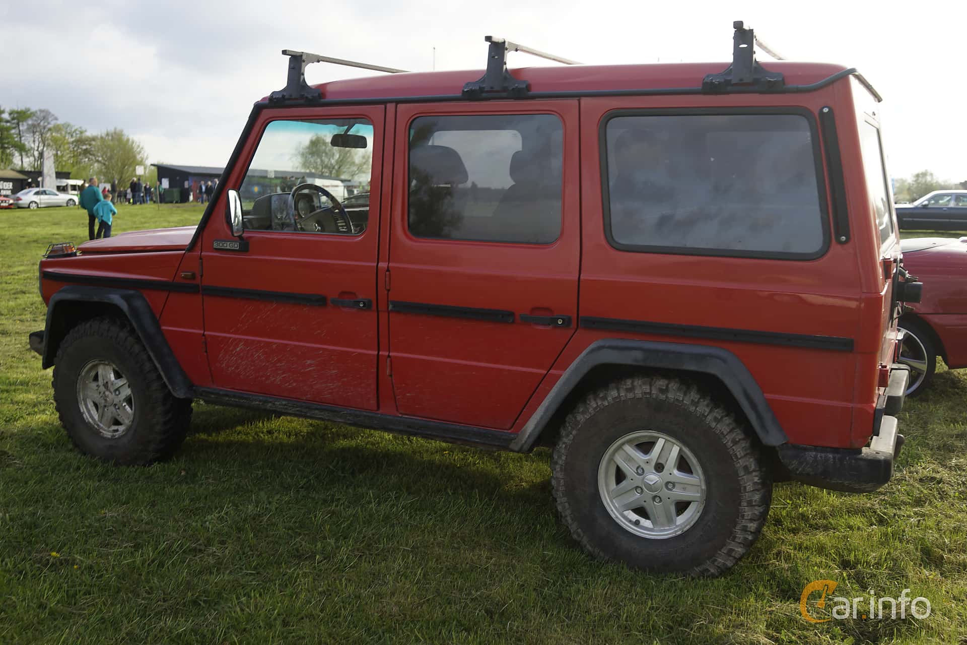 Mercedes-Benz 250 GD LWB  84hp, 1992