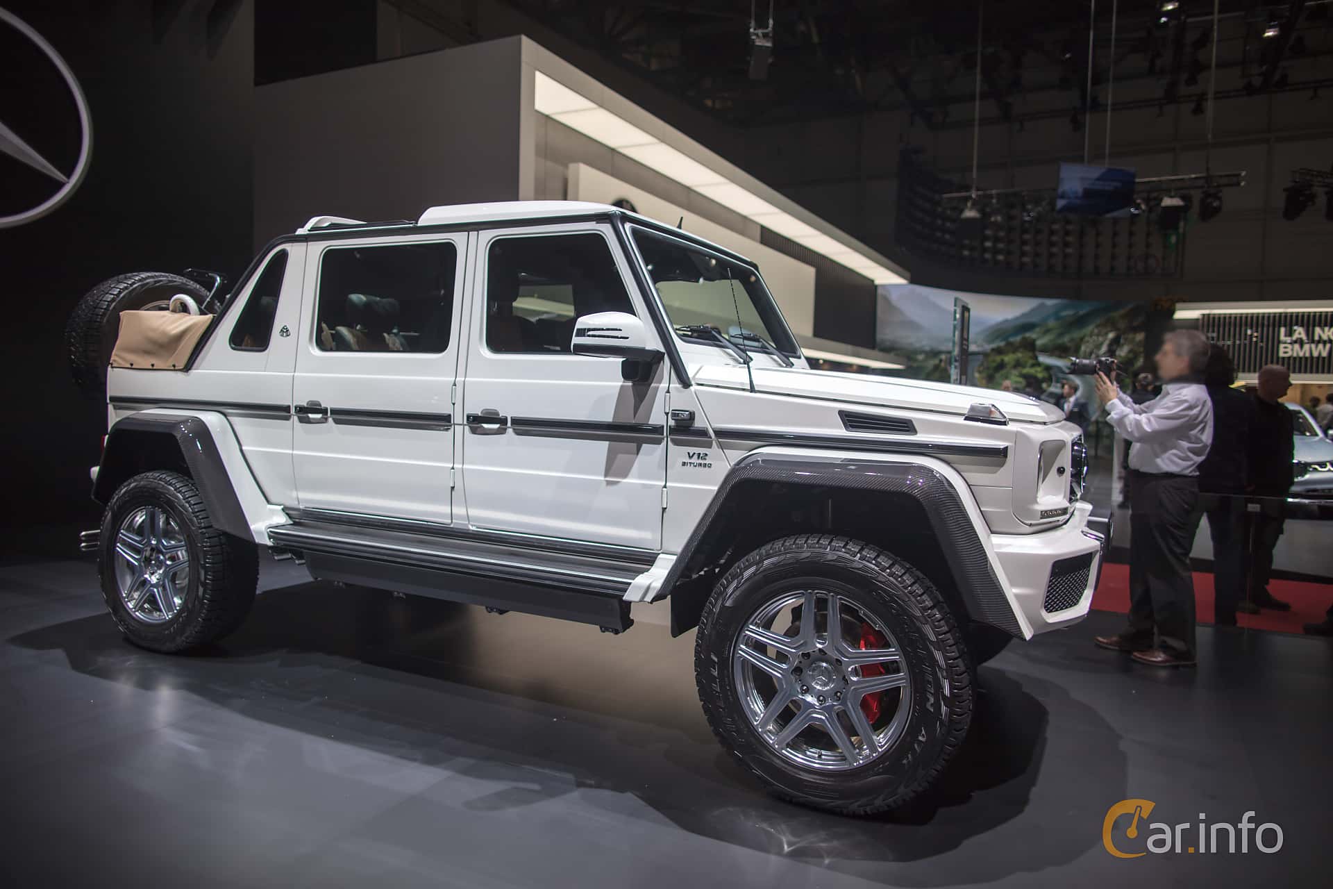 Mercedes-Benz Maybach G 650 Landualet  AMG SpeedShift Plus 7G-Tronic, 630hp, 2017