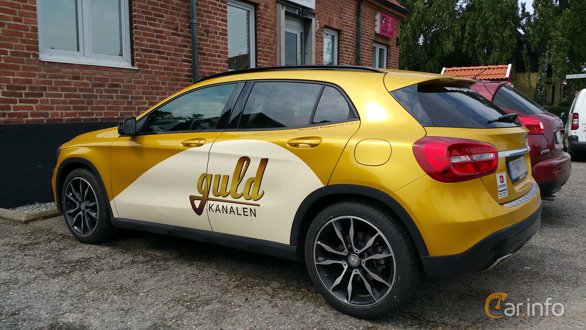 Mercedes-Benz GLA 200  7G-DCT, 156hp, 2014