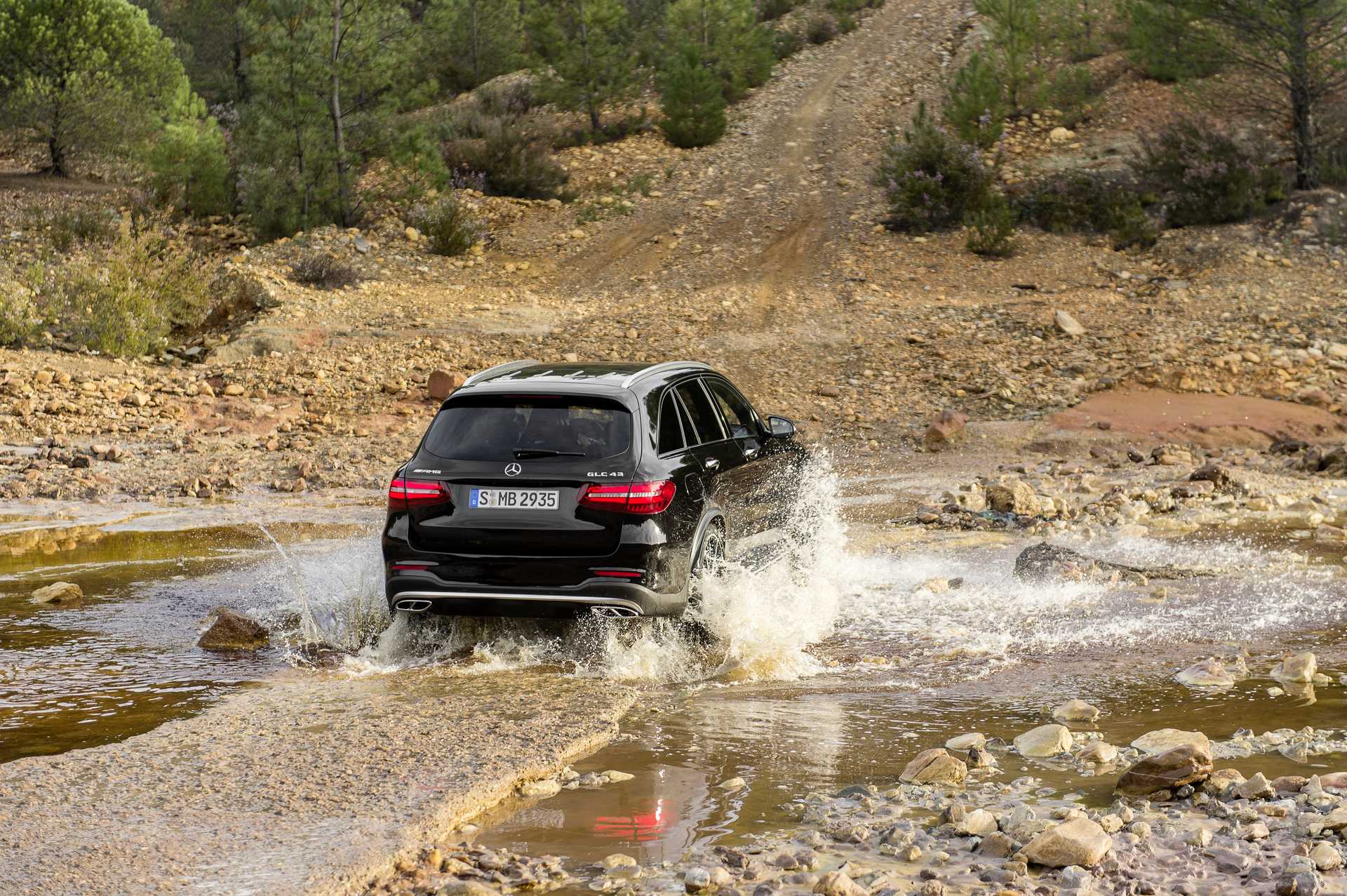 Mercedes-Benz AMG GLC 43 4MATIC  9G-Tronic, 367hp, 2016