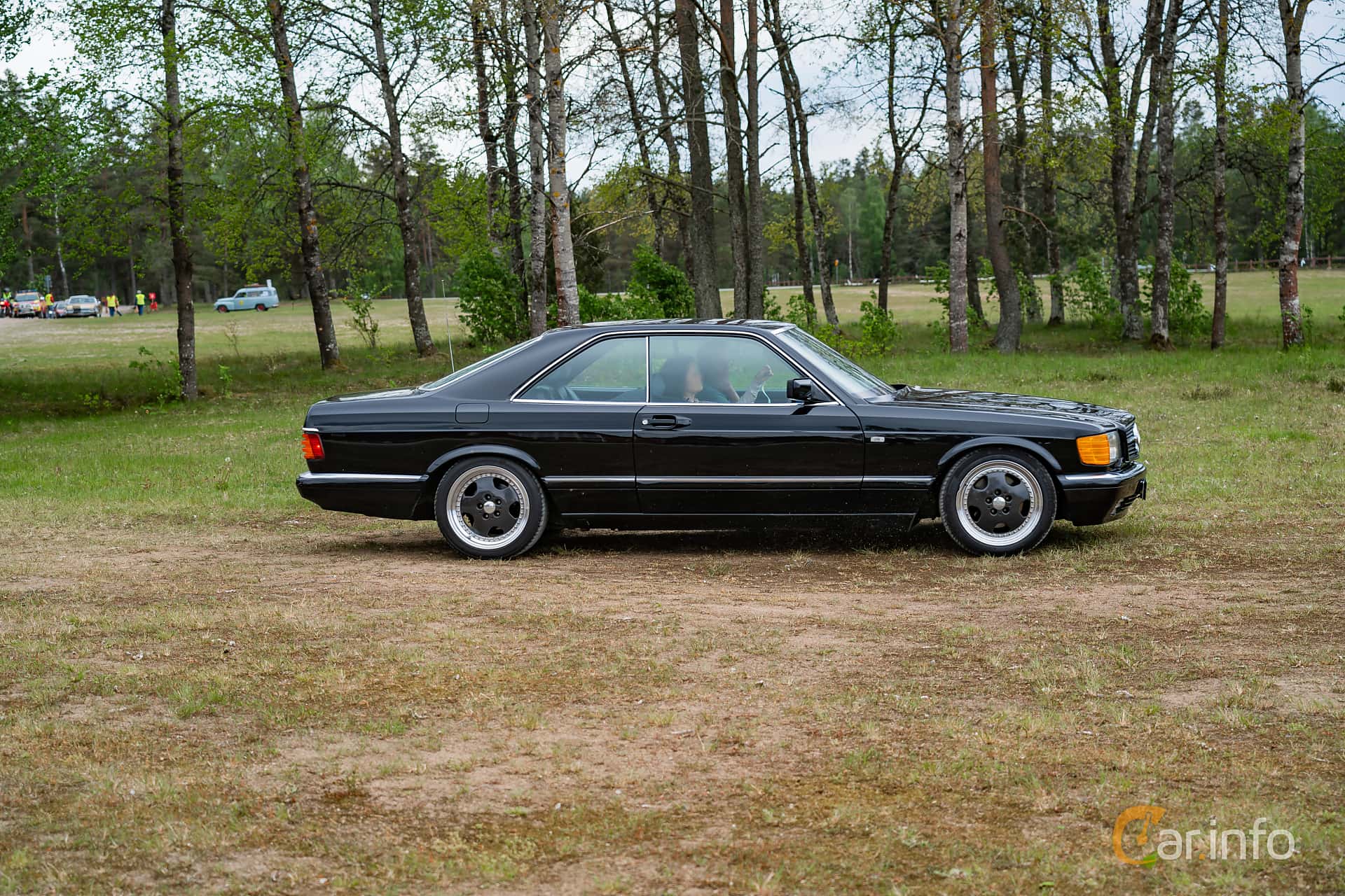 Mercedes-Benz 560 SEC  Automatic, 279hp, 1991
