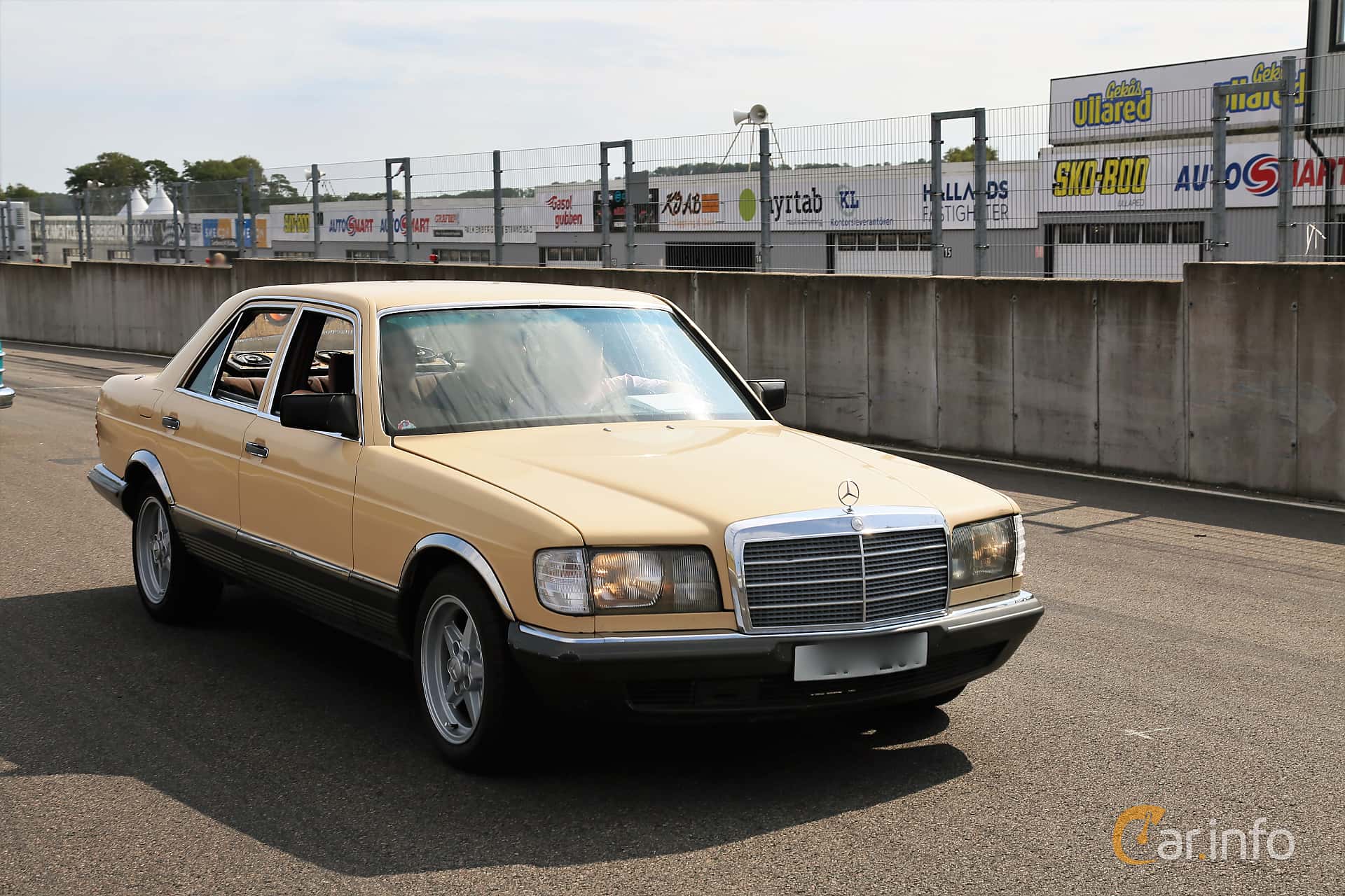 Mercedes-Benz 280 SE  Manual, 185hp, 1982