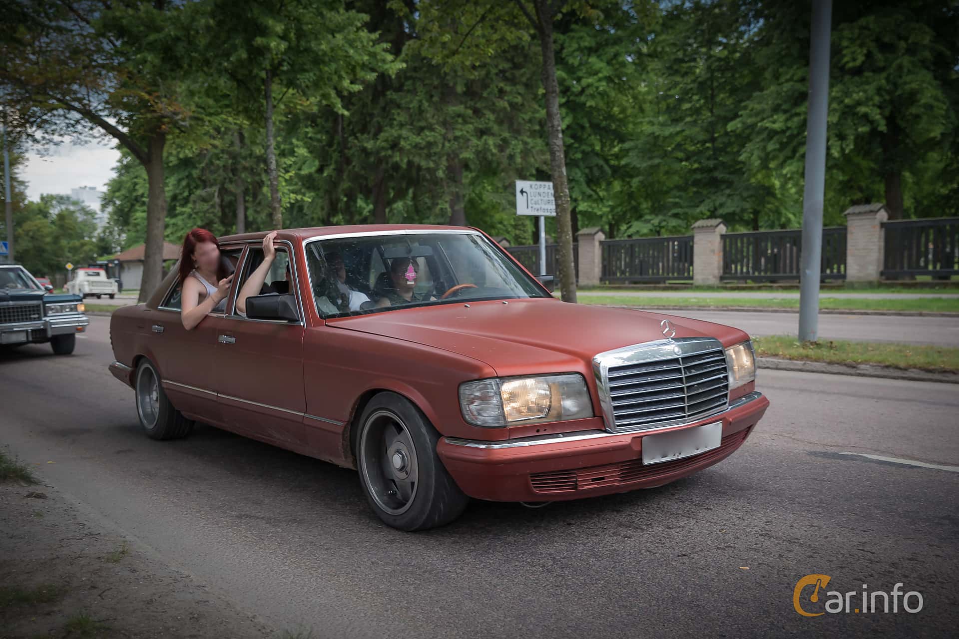 Mercedes-Benz 380 SEL  Automatic, 204hp, 1982