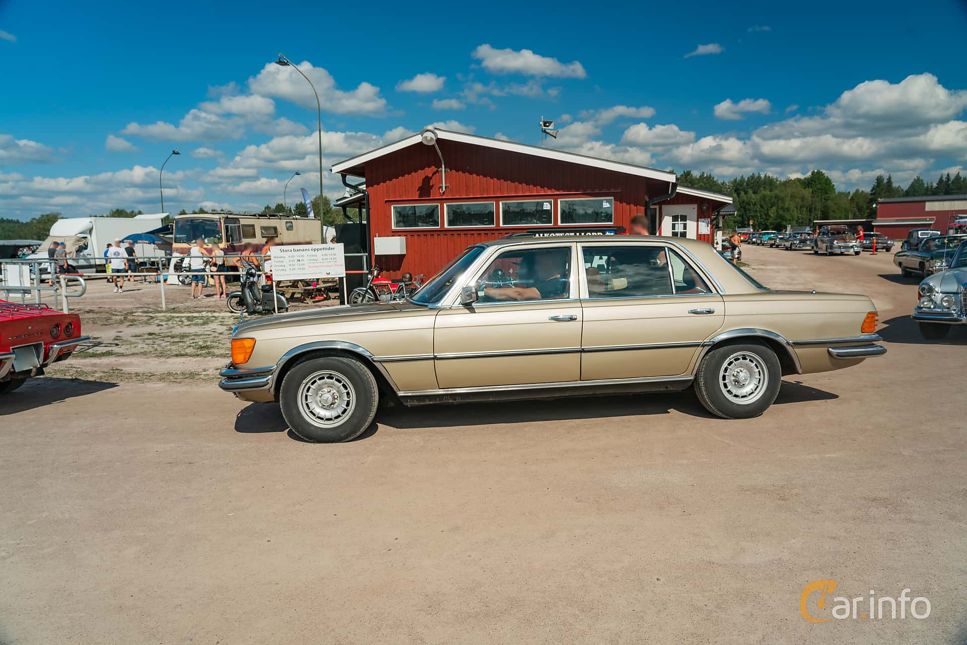 Mercedes-Benz 280 SE W116