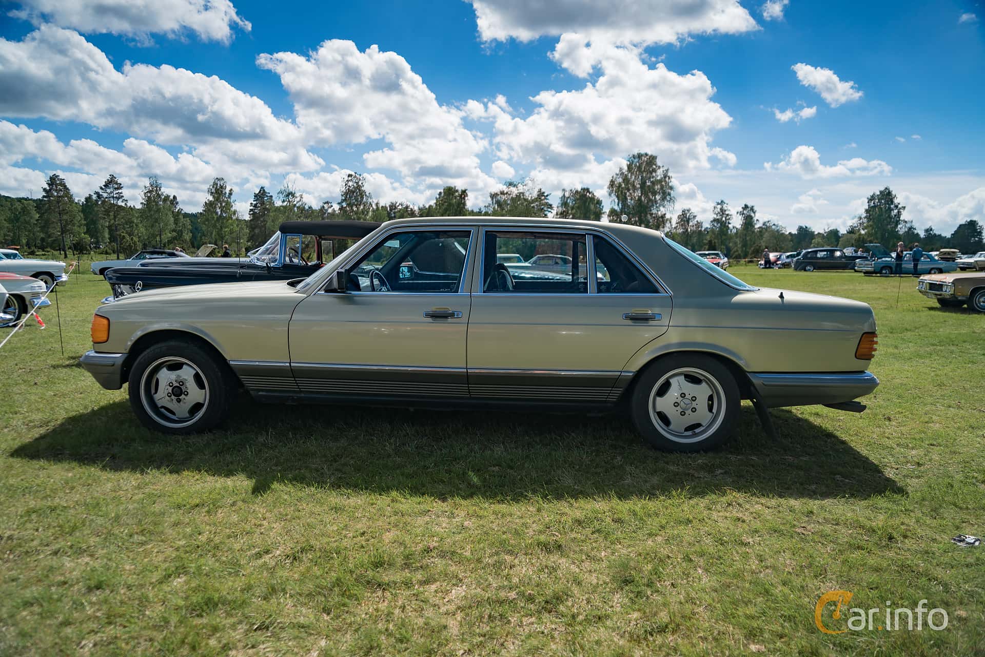 Mercedes-Benz 500 SEL