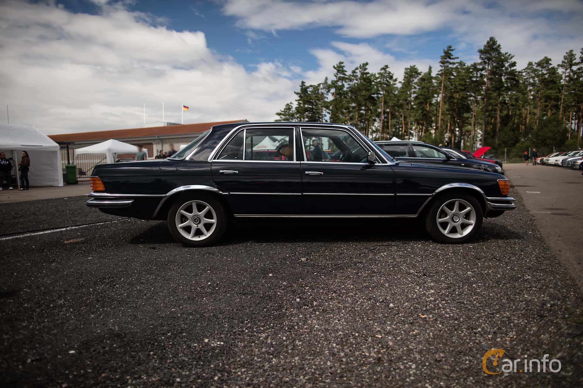 Mercedes-Benz 350 SE