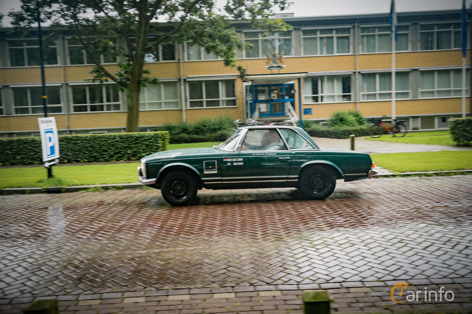 Mercedes-Benz 230 SL  Manual, 150hp, 1967
