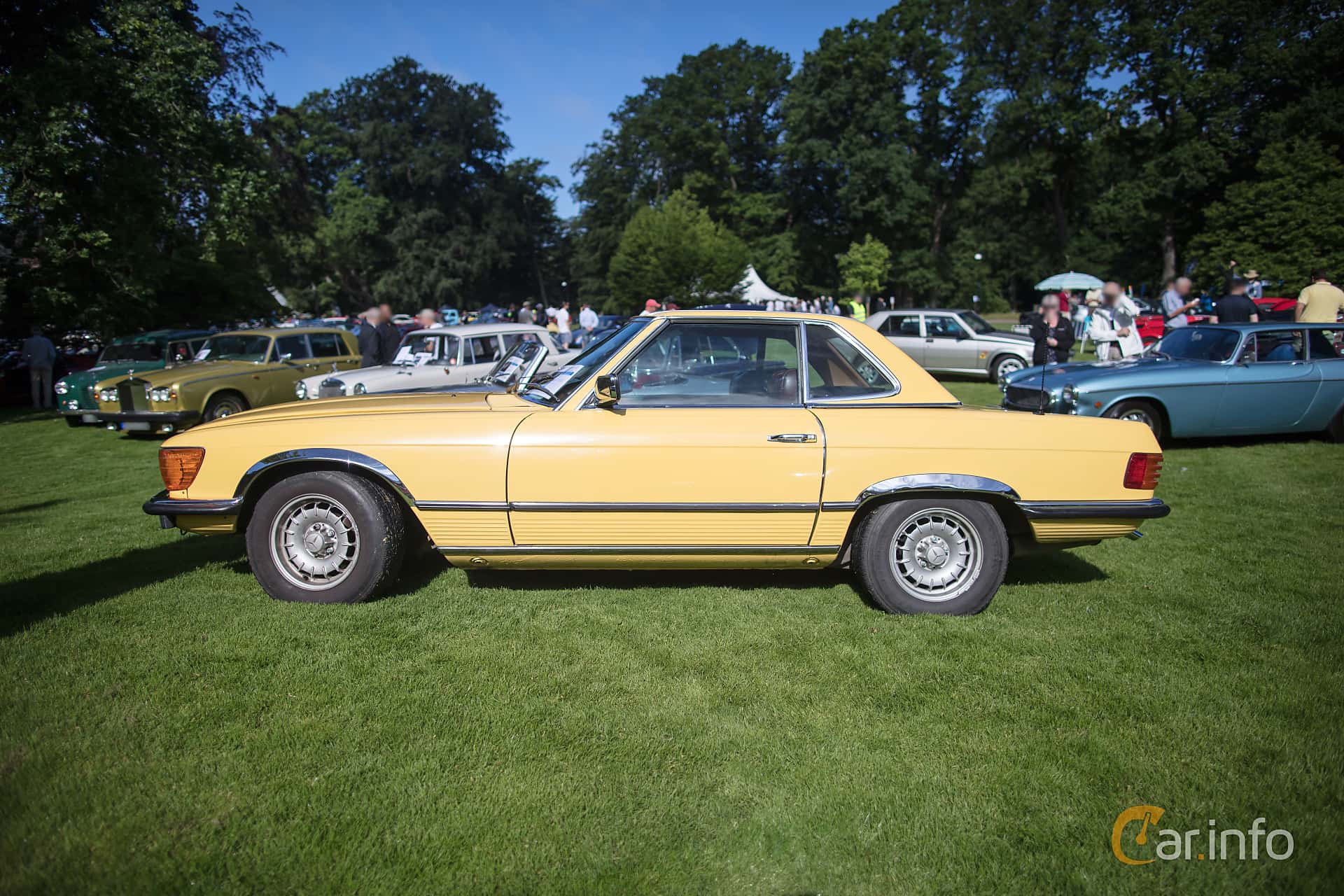 Mercedes-Benz 280 SL  185hp, 1983