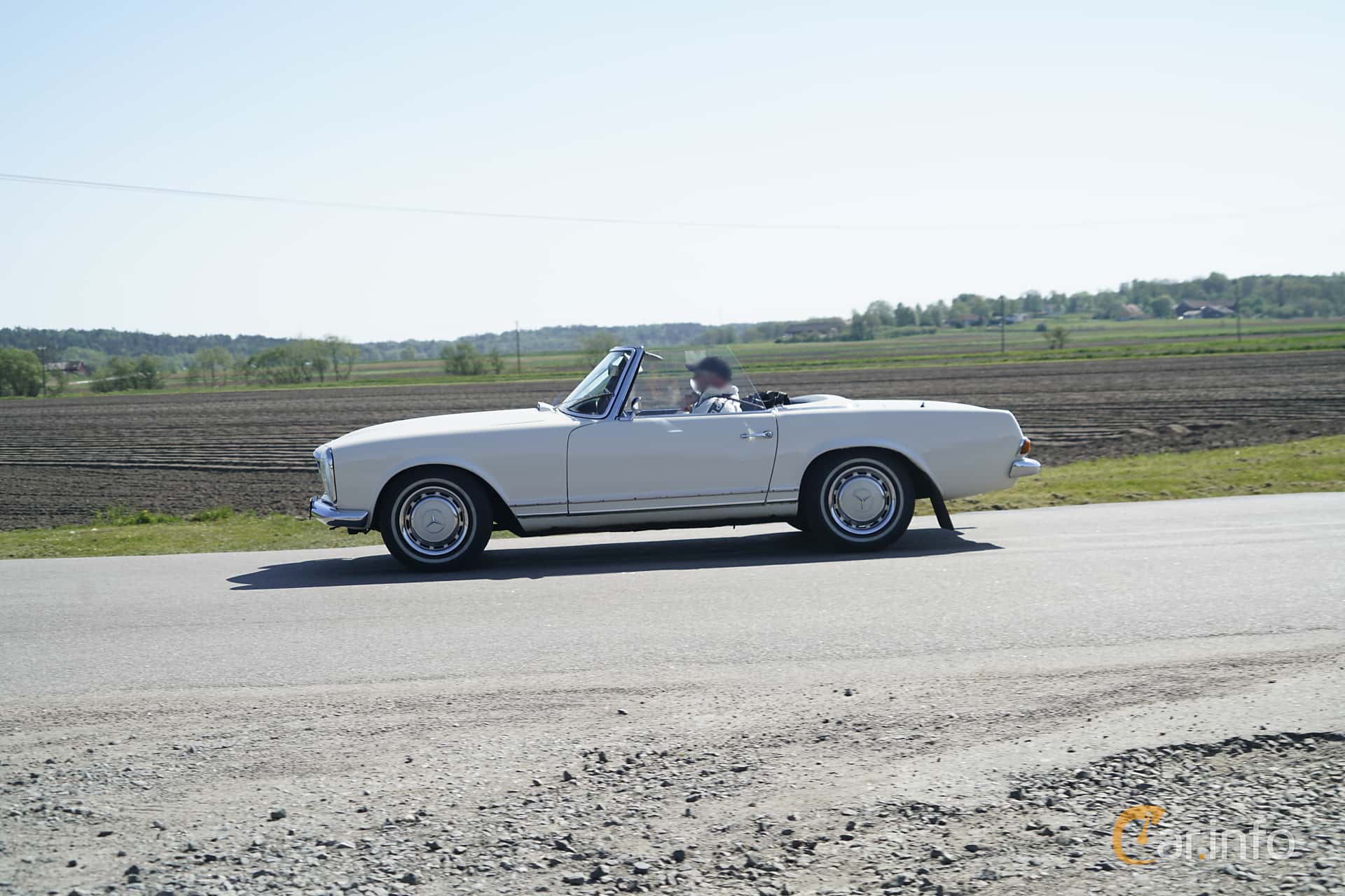 Mercedes-Benz 250 SL W113