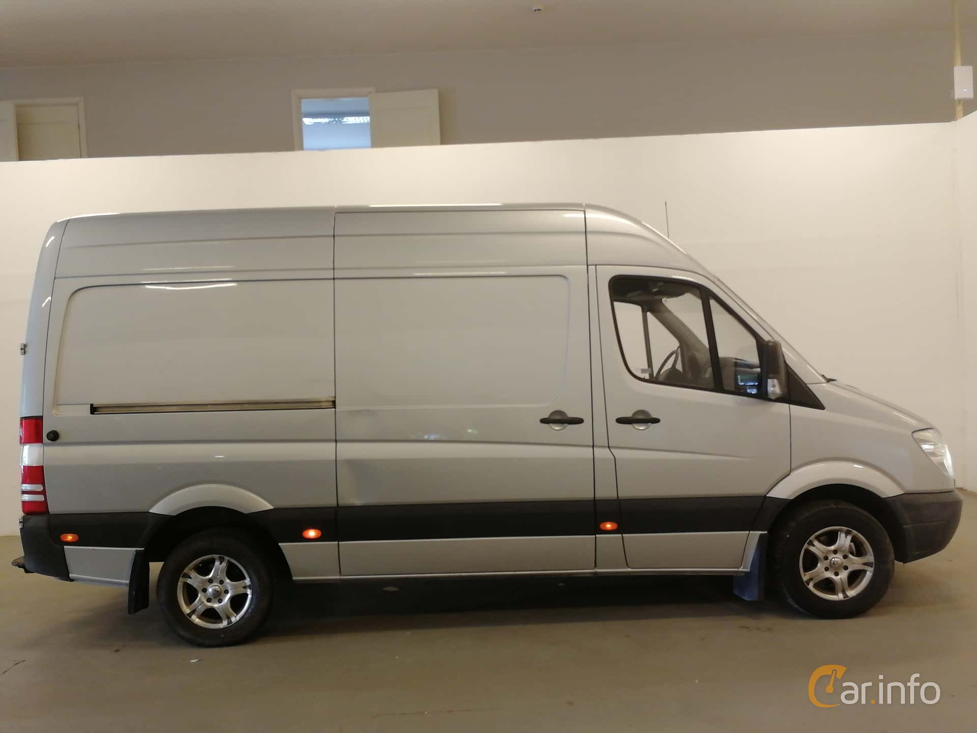 Mercedes-Benz Sprinter 316 CDI Panel Van Automatic, 5-speed