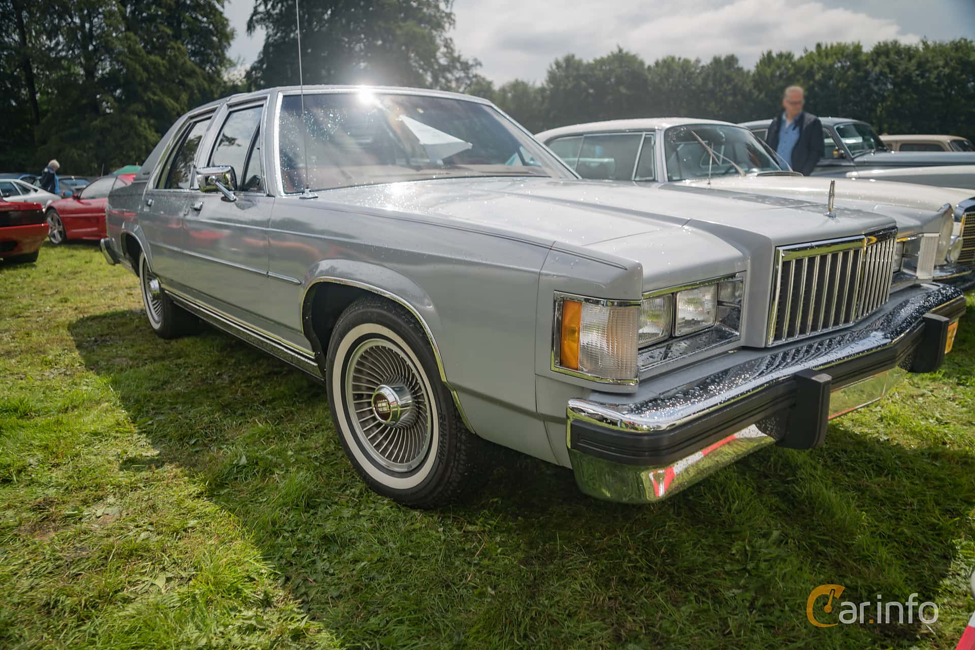 Mercury Grand Marquis 4-door 4.9 V8 Automatic, 147hp, 1983