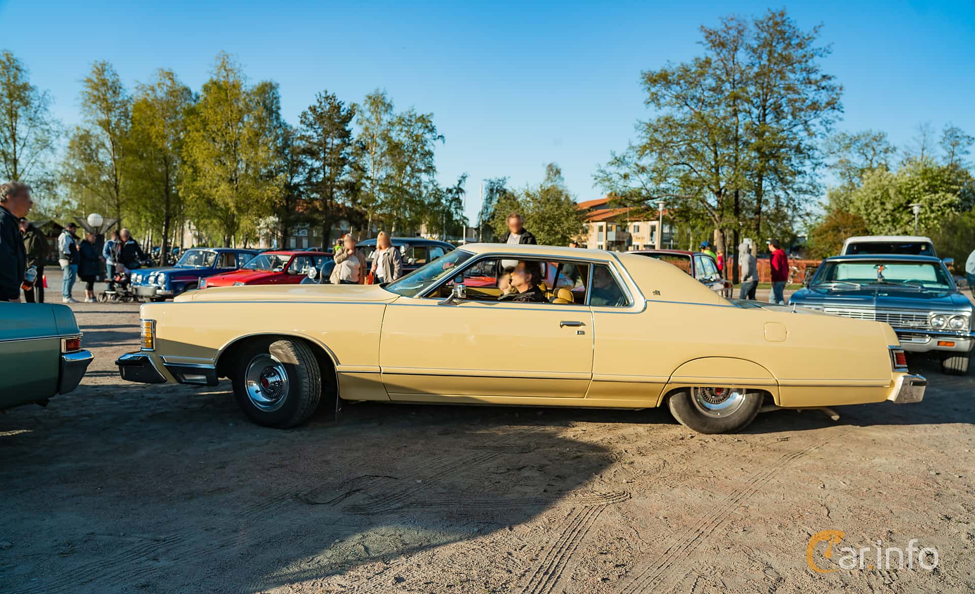 Mercury Grand Marquis 2-door Hardtop 6.6 V8 Automatic, 175hp, 1978