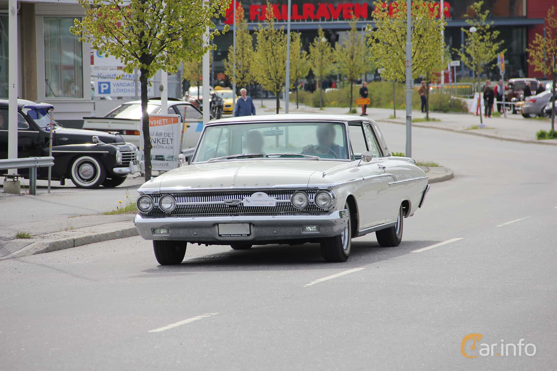Mercury Monterey 2-door Hardtop 5th Generation 5.8 V8