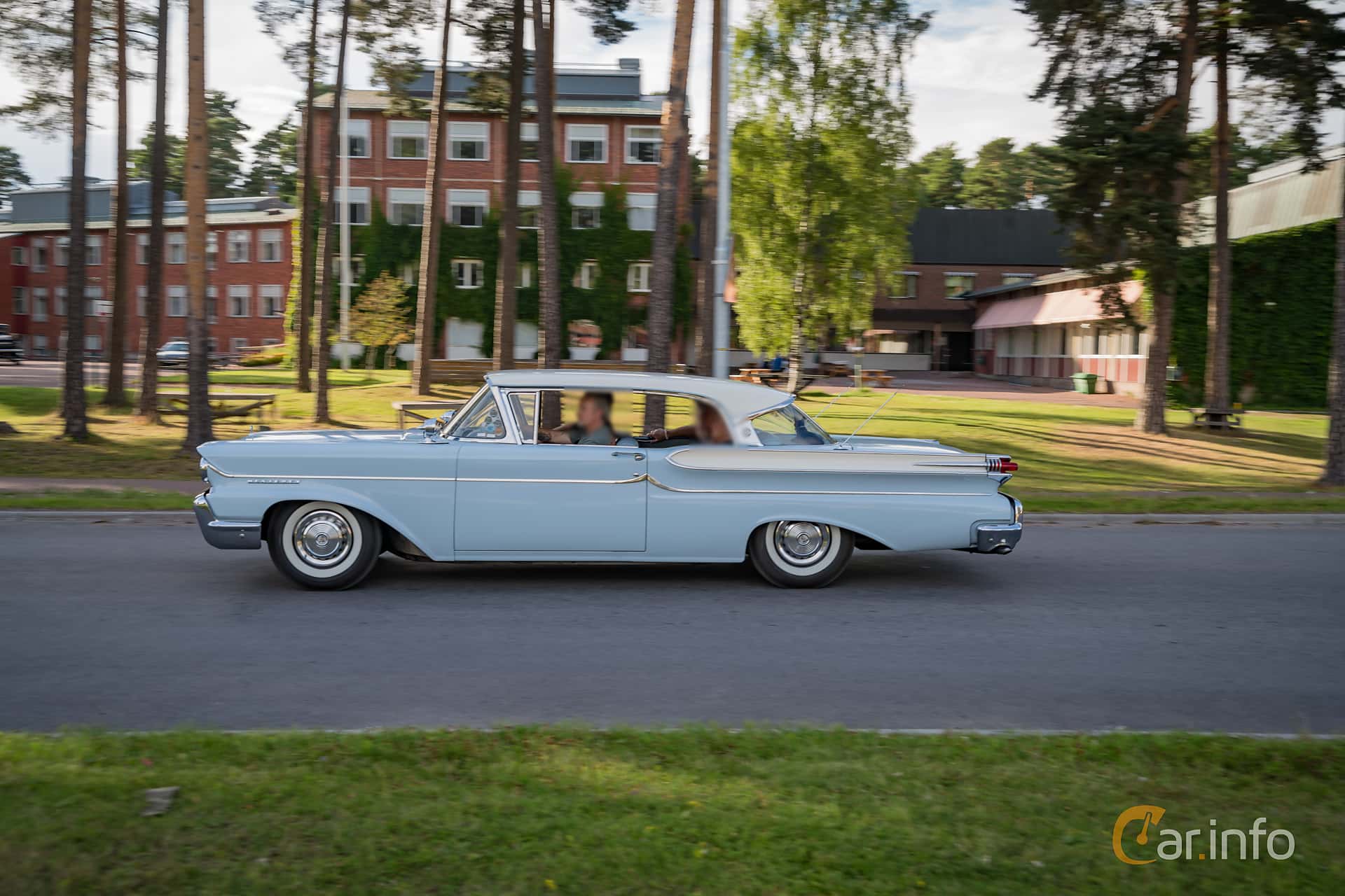 Mercury Monterey Phaeton Coupé 6.3 V8 Automatic, 317hp, 1958
