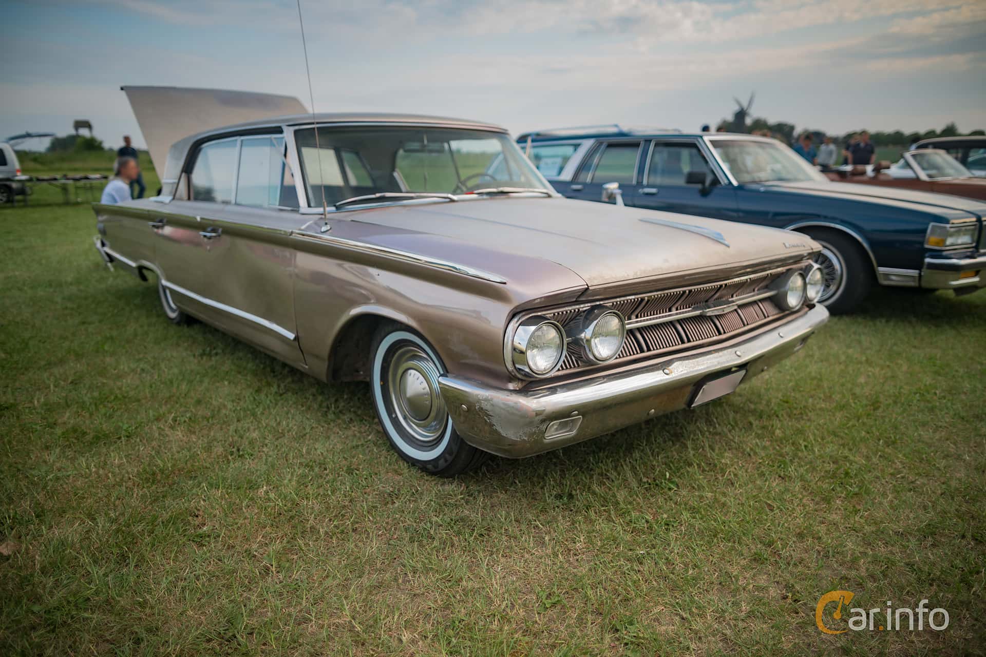 Mercury Monterey 4-door Hardtop 6.4 V8 305hp, 1961