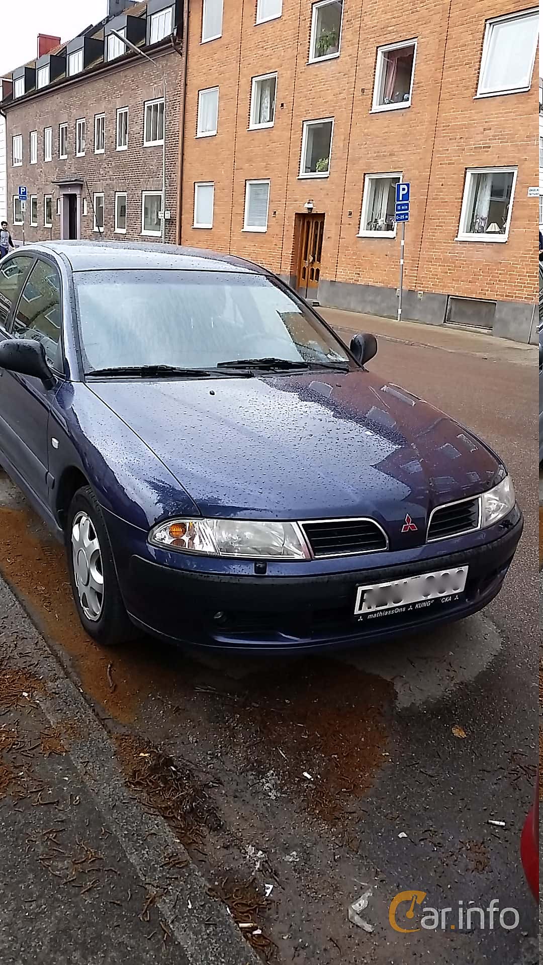 Mitsubishi Carisma 1.8 Automatic, 125hp, 2000