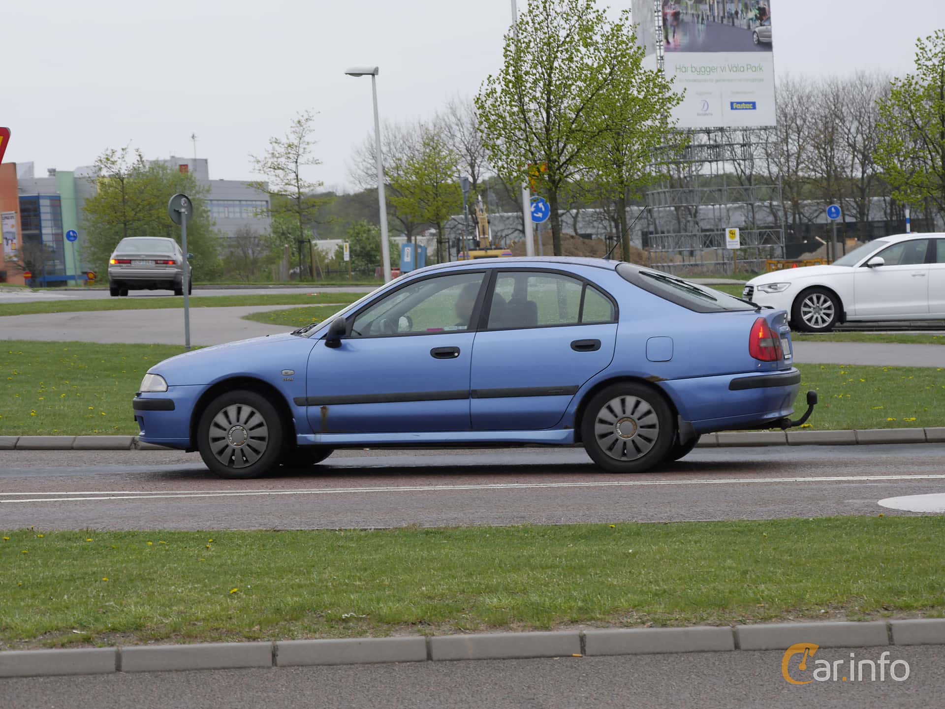 Mitsubishi Carisma Hatchback 1.8 125hp, 2000