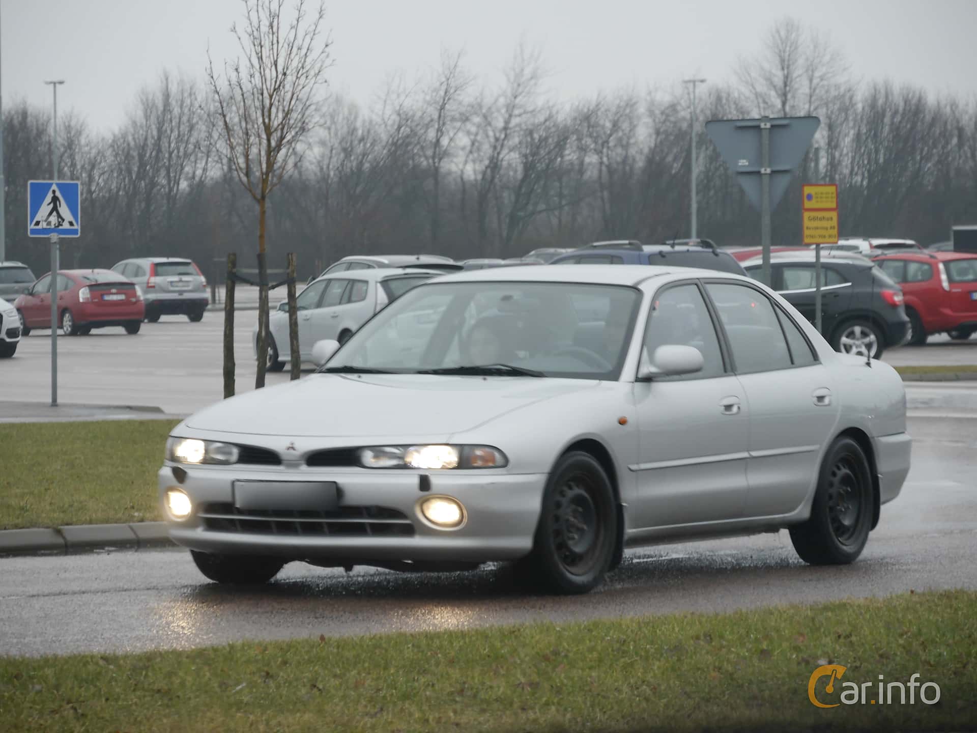 Mitsubishi Galant generation E50 2.0 Manual, 5-speed