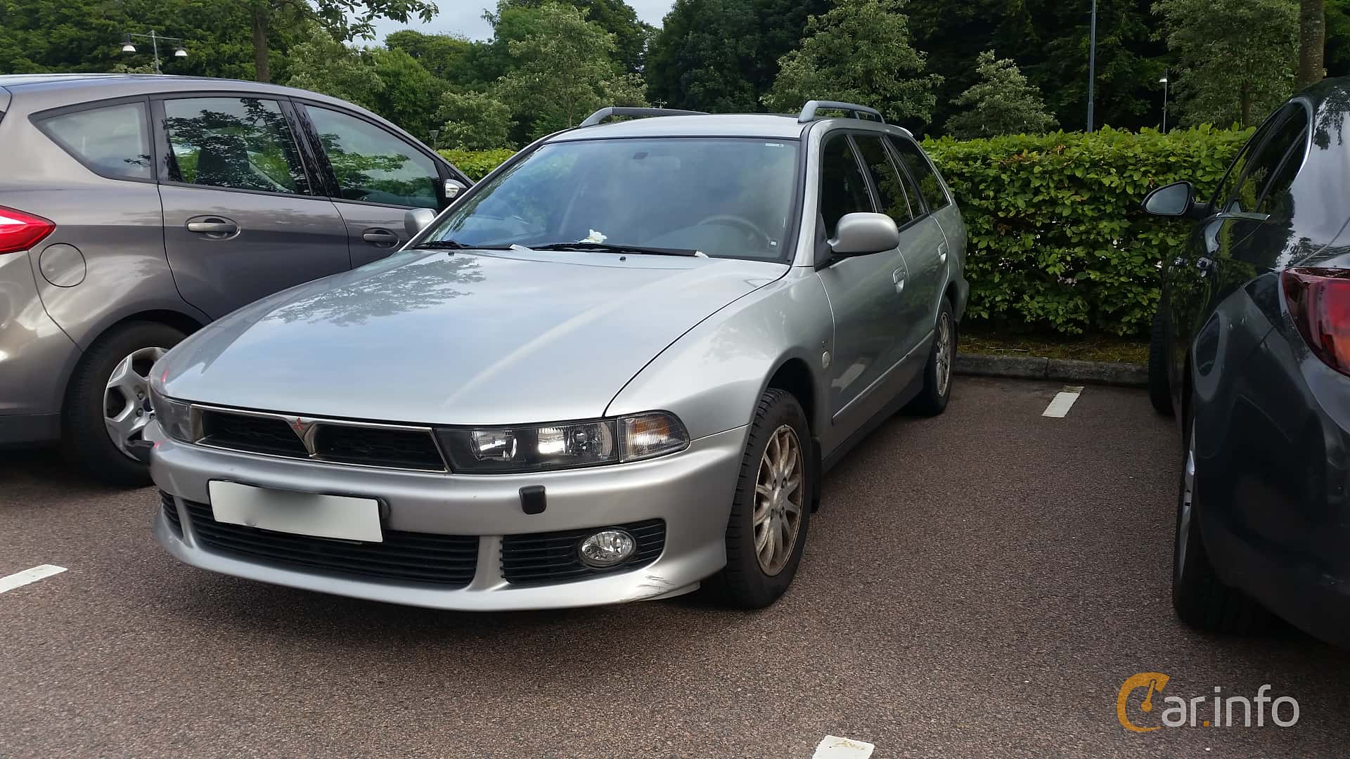 Mitsubishi Galant Wagon 2.4 Manual, 150hp, 1999