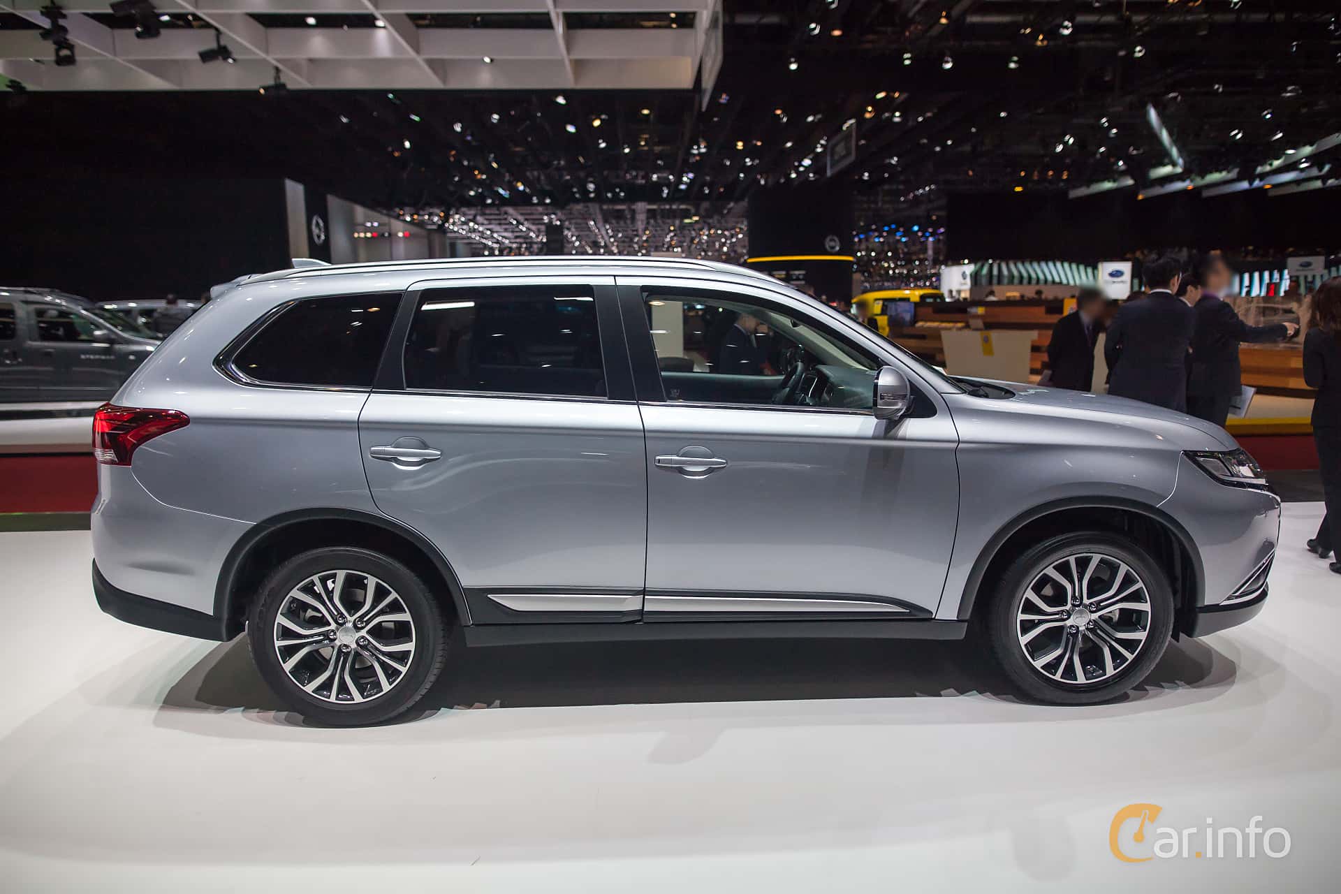 Mitsubishi Outlander 2.2 Di-D 4WD Automatic, 150hp, 2017