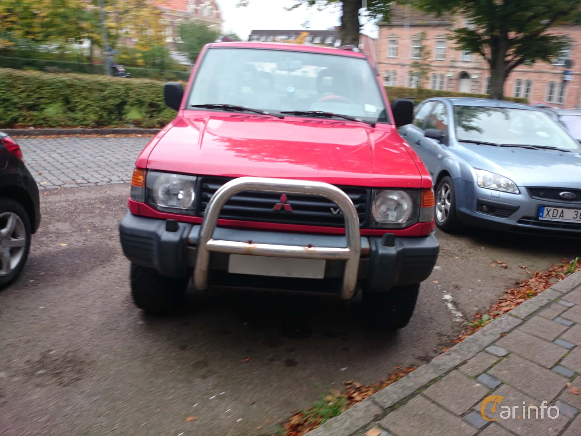 Mitsubishi Pajero 3-door 2.8 TD 4WD Automatic, 125hp, 2000