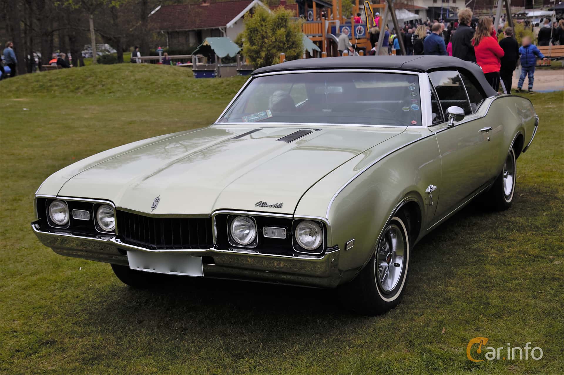 Oldsmobile Cutlass S Convertible 5.7 V8 Automatic, 254hp, 1968