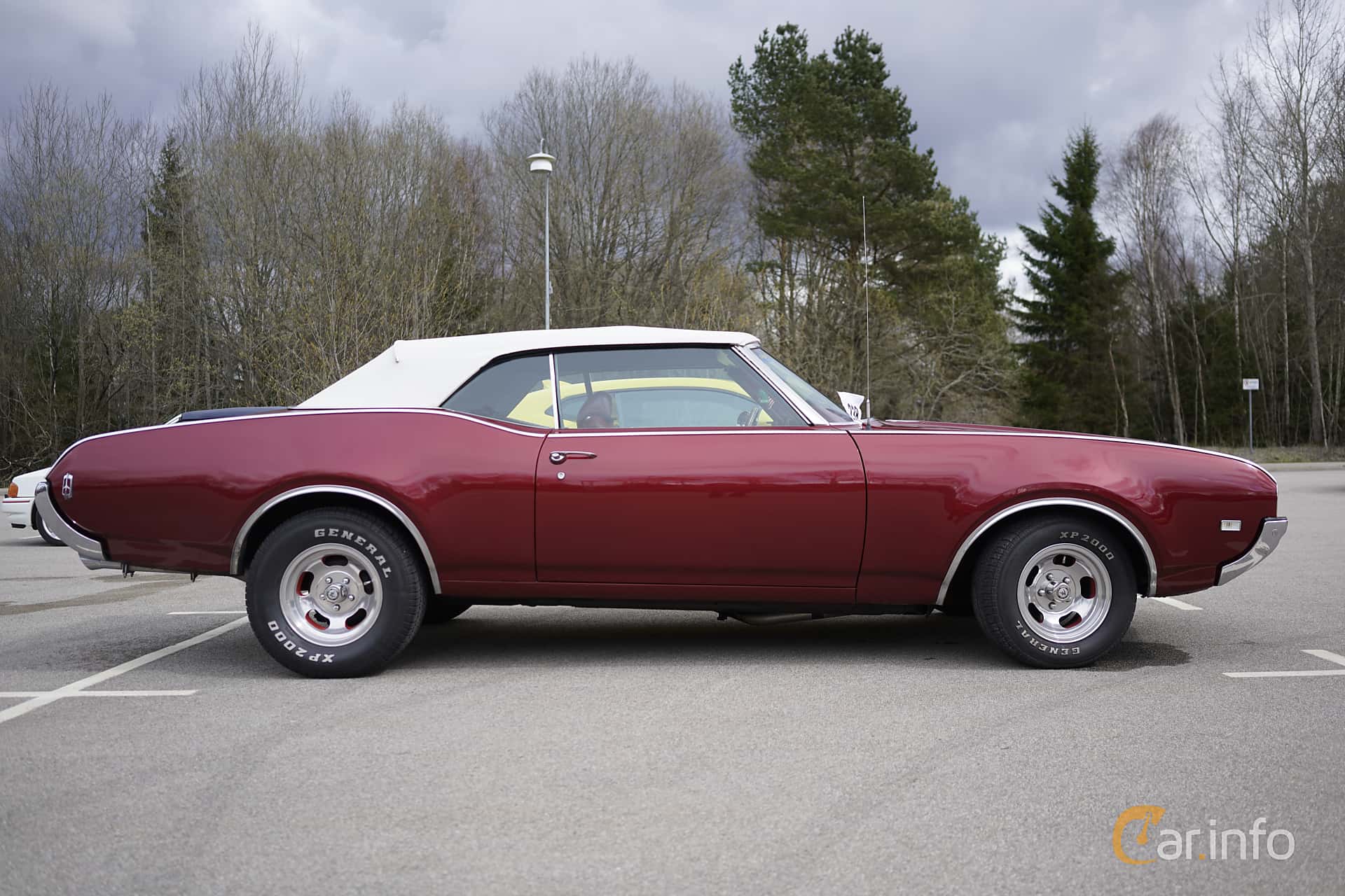 Oldsmobile Cutlass S Convertible 4.1 Manual, 157hp, 1968