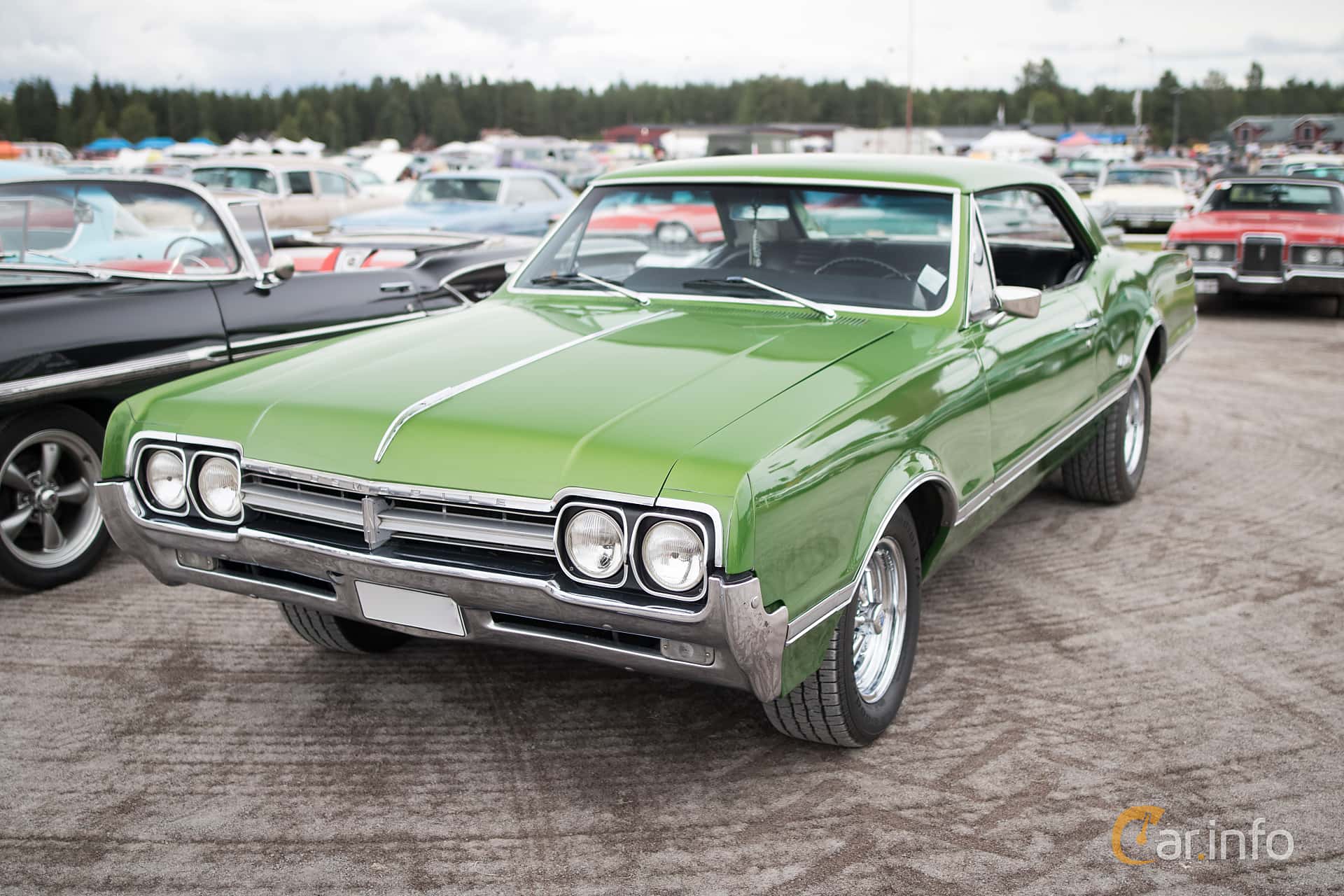 Oldsmobile Cutlass Holiday Coupé 5.4 V8 314hp, 1966
