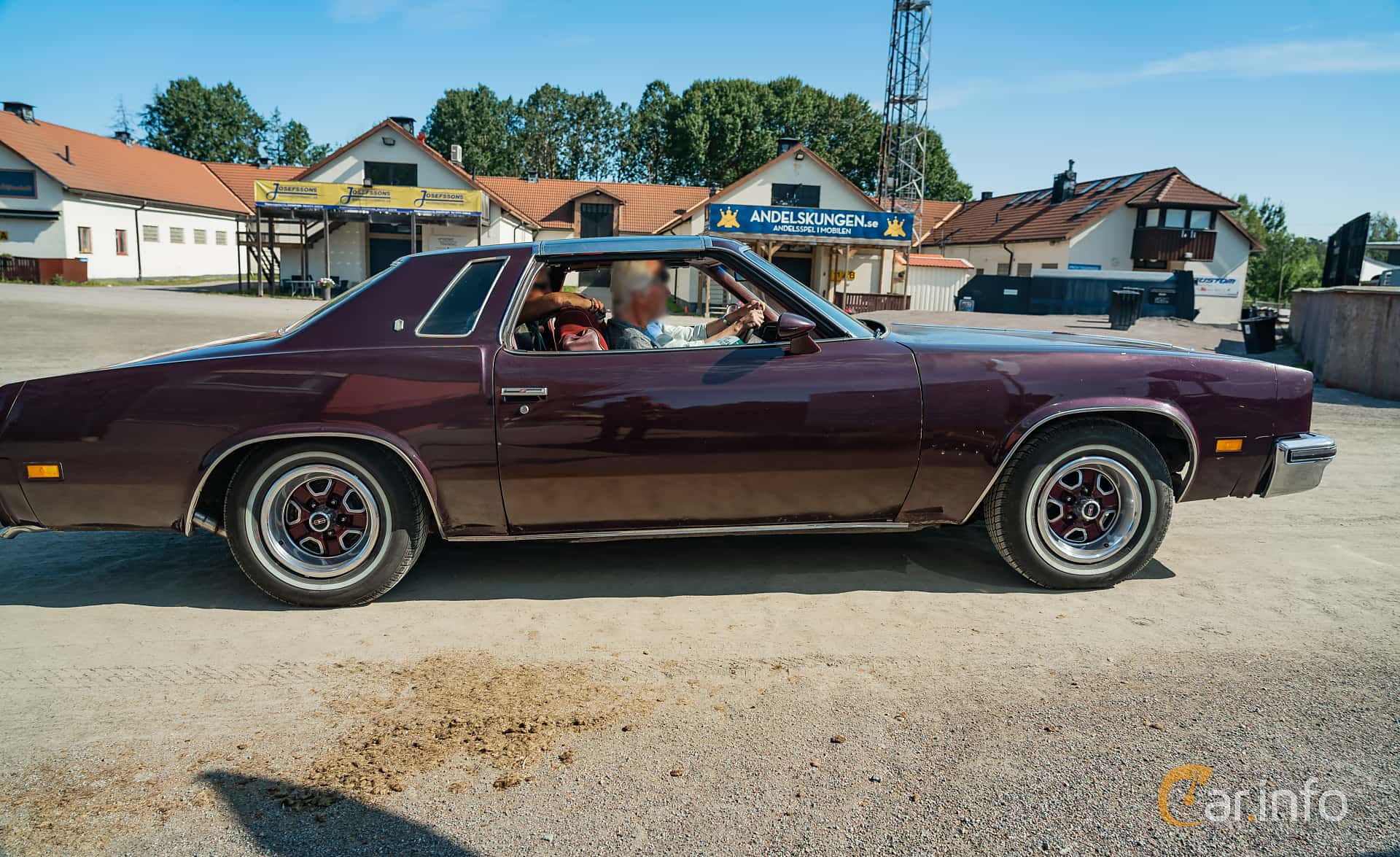 Oldsmobile Cutlass Salon Coupé 7.5 V8 Hydra-Matic, 193hp, 1976