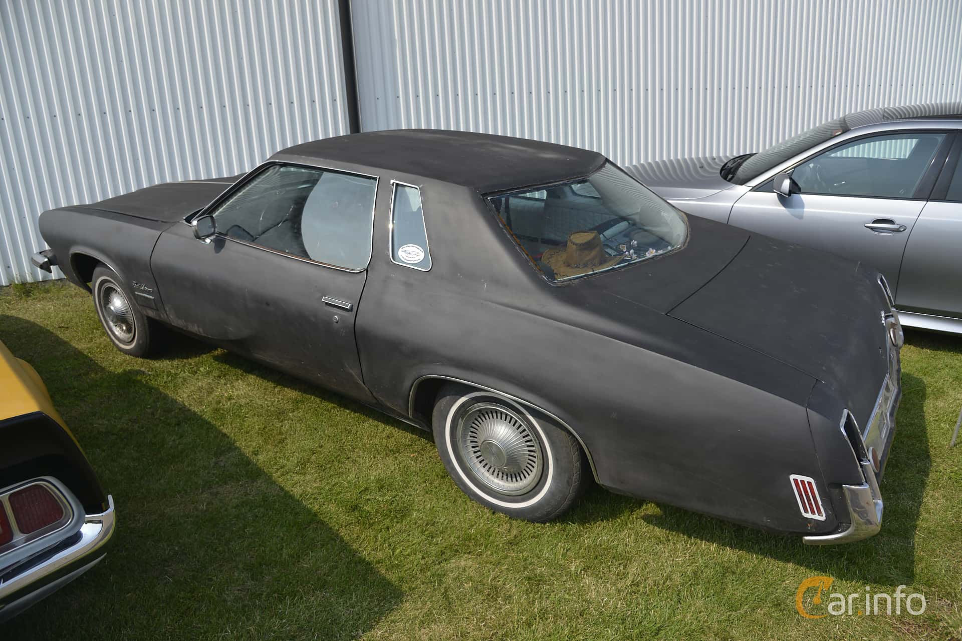 Oldsmobile Cutlass Supreme Collonade Hardtop Coupé 5.7 V8 Hydra-Matic, 183hp, 1973