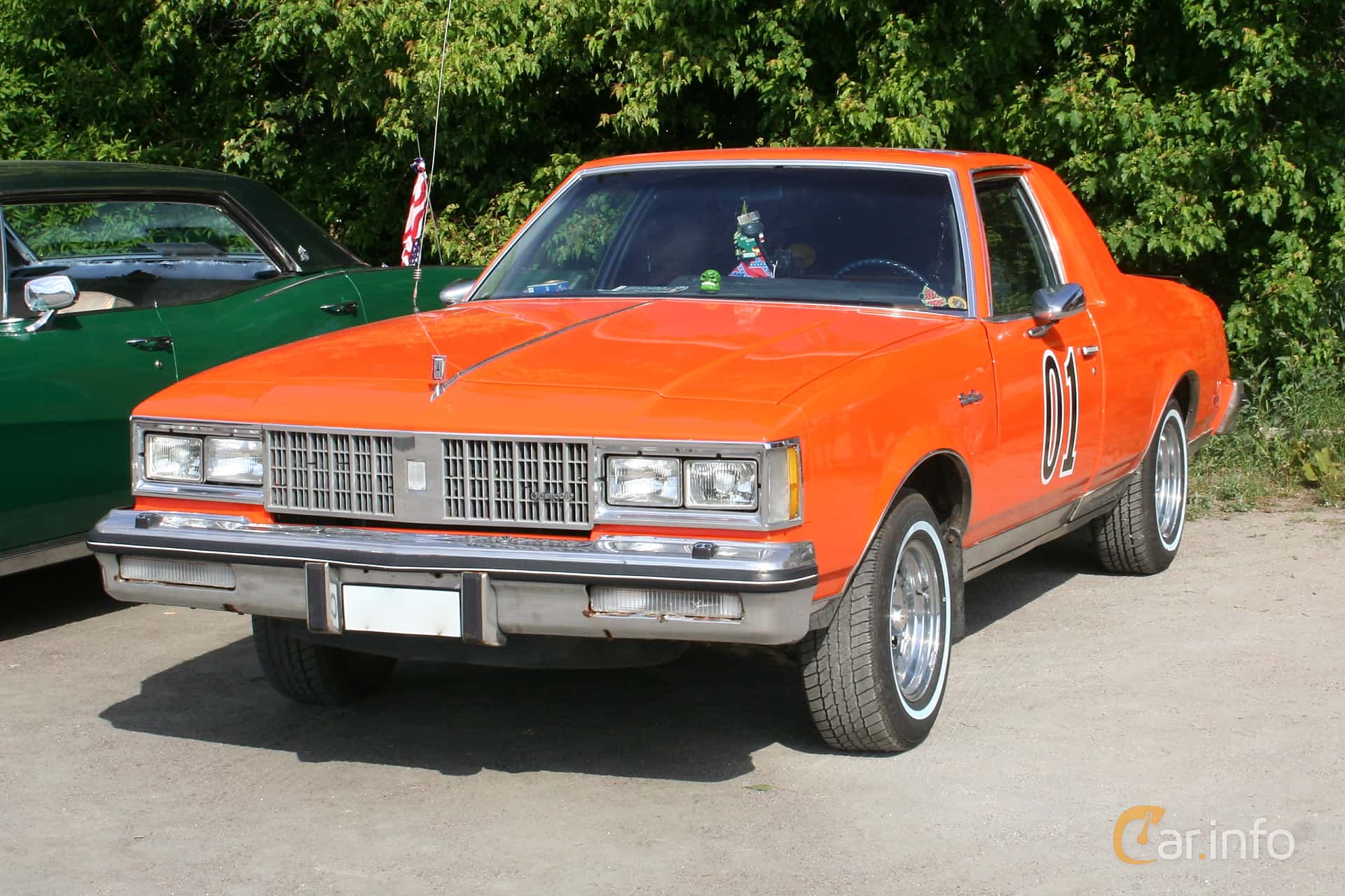 Oldsmobile Cutlass Supreme Sedan 5.7 V8 Automatic, 107hp, 1981