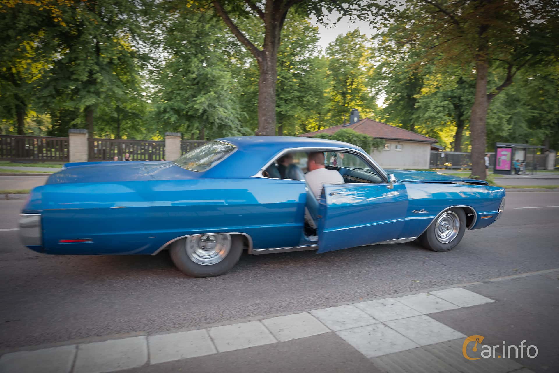 Plymouth Fury 6.3 V8 5th Generation 1st Facelift, TorqueFlite, 3-speed