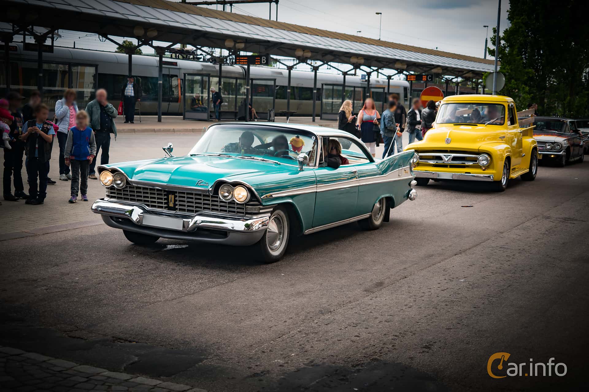 Plymouth Sport Fury 2-door Hardtop 5.9 V8 TorqueFlite, 309hp, 1959