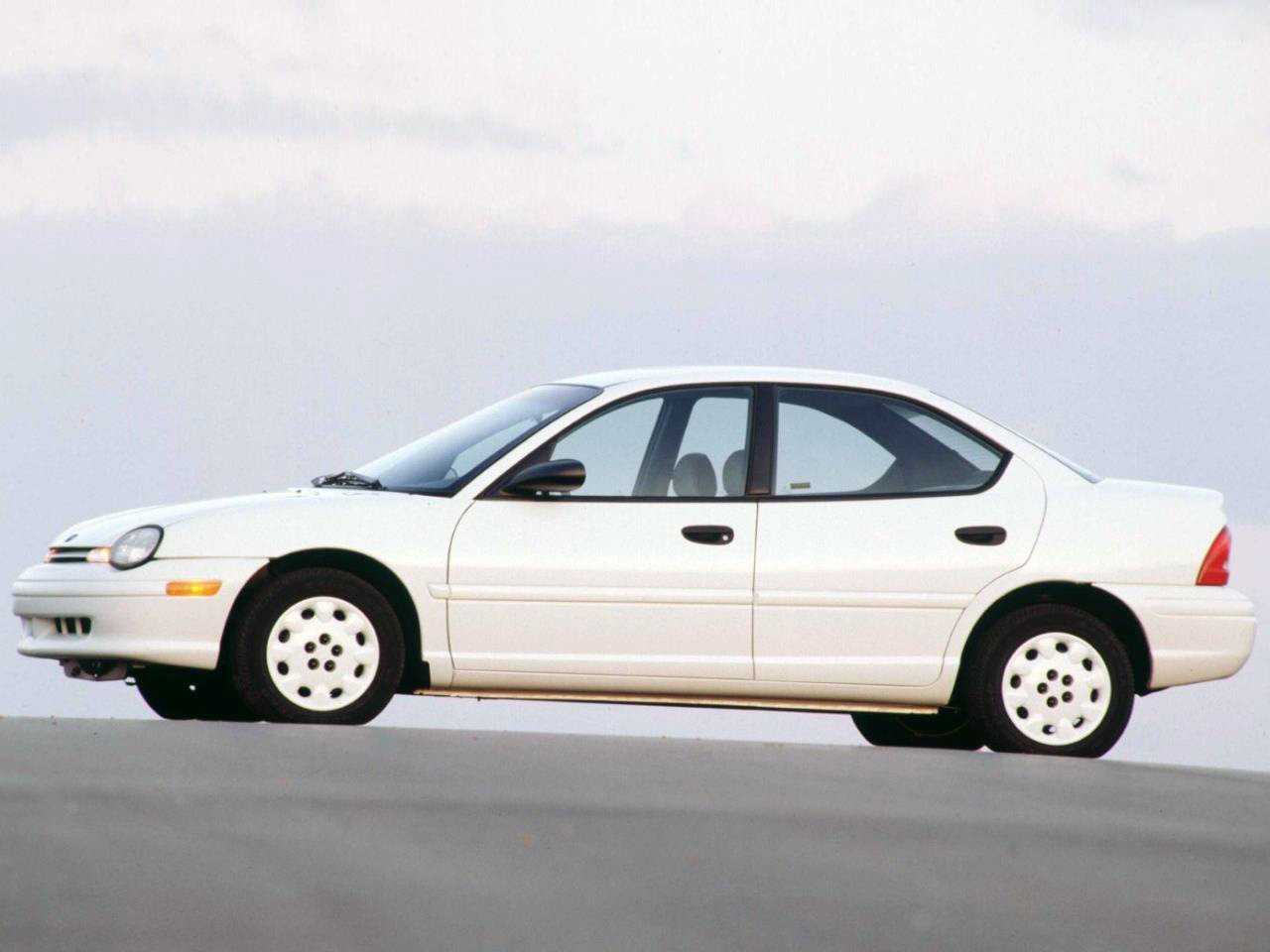 Plymouth Neon Sedan 2.0 Automatic, 152hp, 1996
