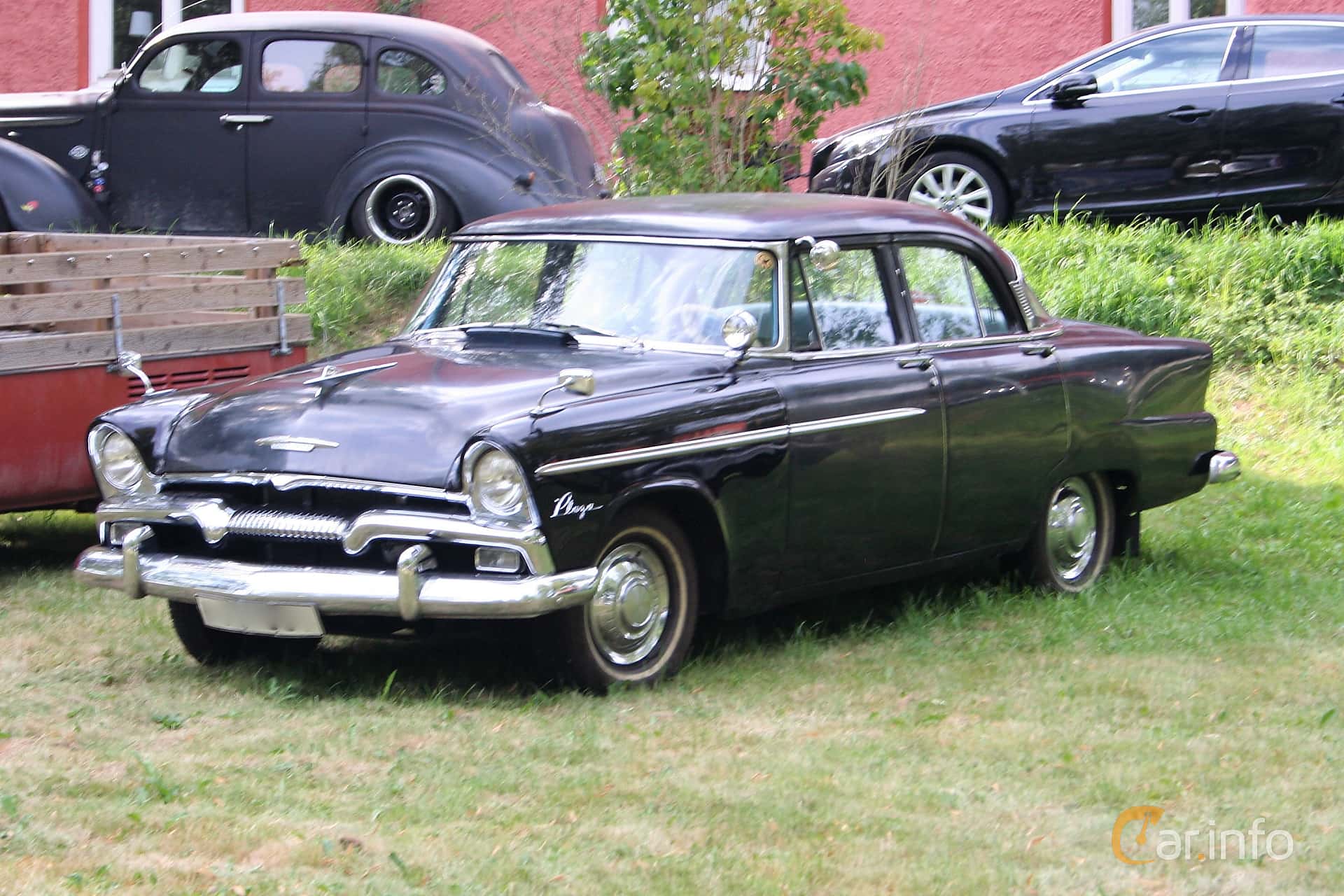 Plymouth Plaza 4-door Sedan 3.8 Manual, 118hp, 1955