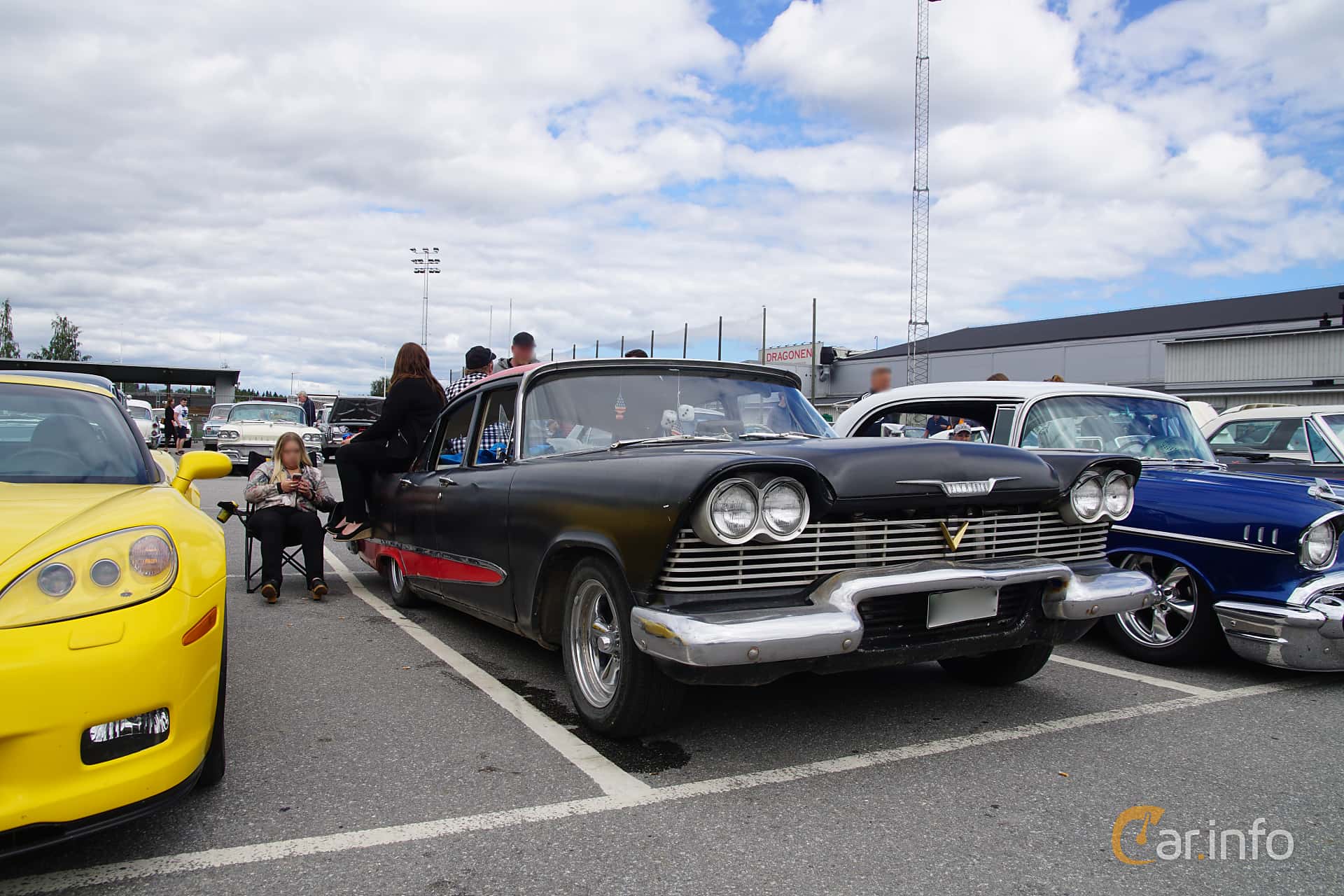 Plymouth Plaza 4-door Sedan 5.2 V8 TorqueFlite, 254hp, 1958