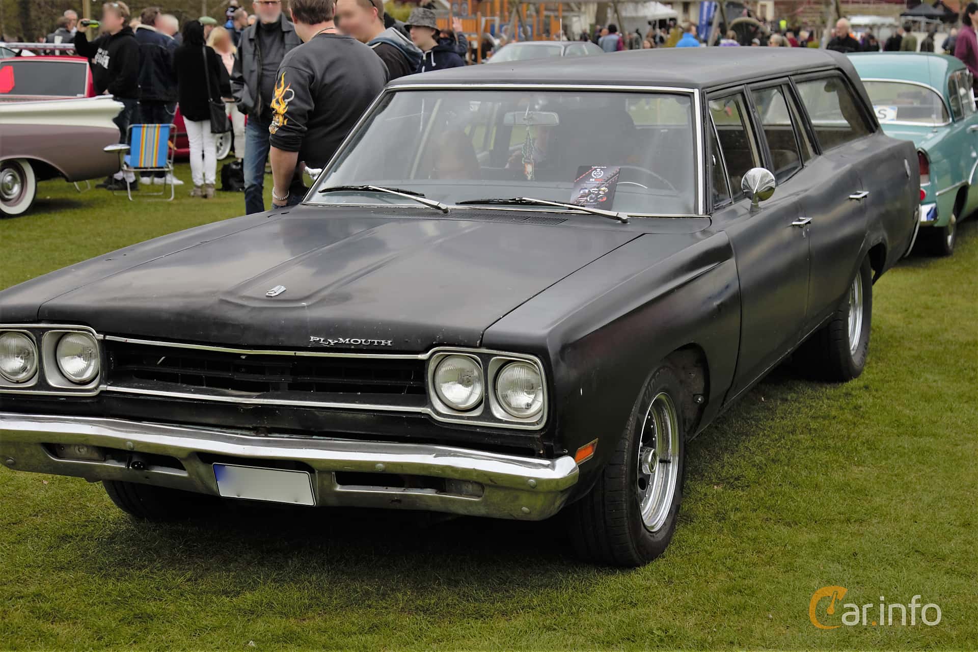 Plymouth Satellite 2-seat Station Wagon 3rd Generation 6.3 V8